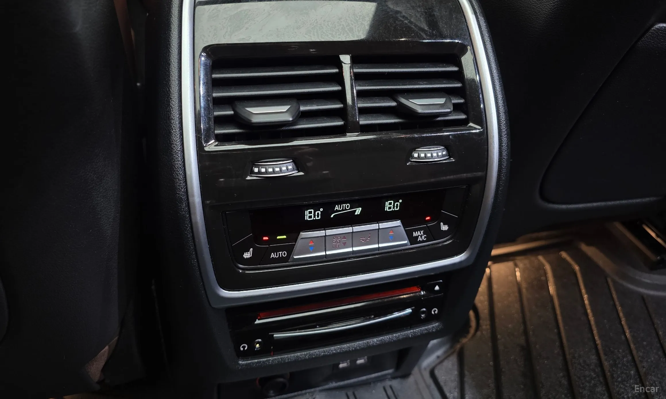 BMW X7 (G07) превью 17