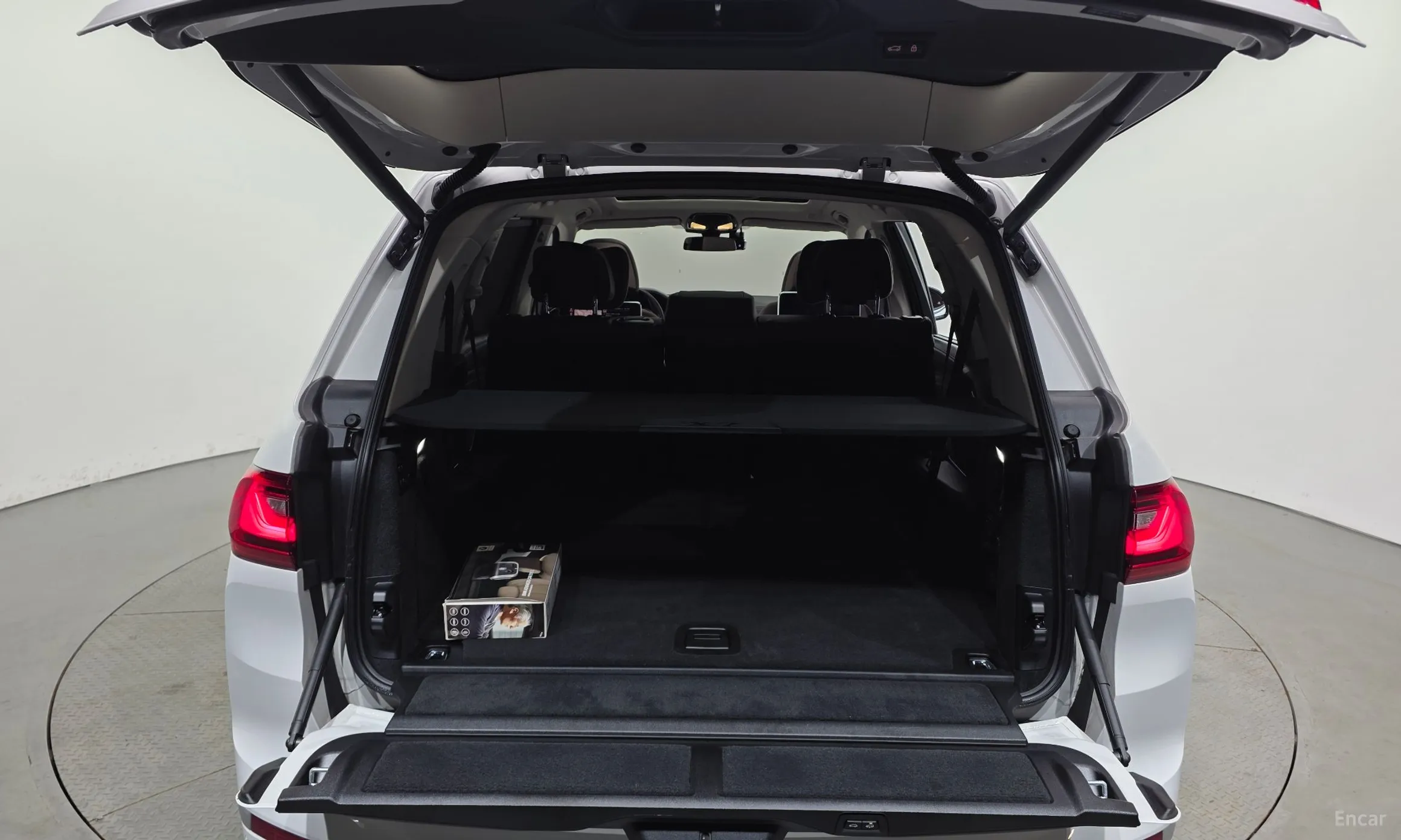 BMW X7 (G07) превью 20