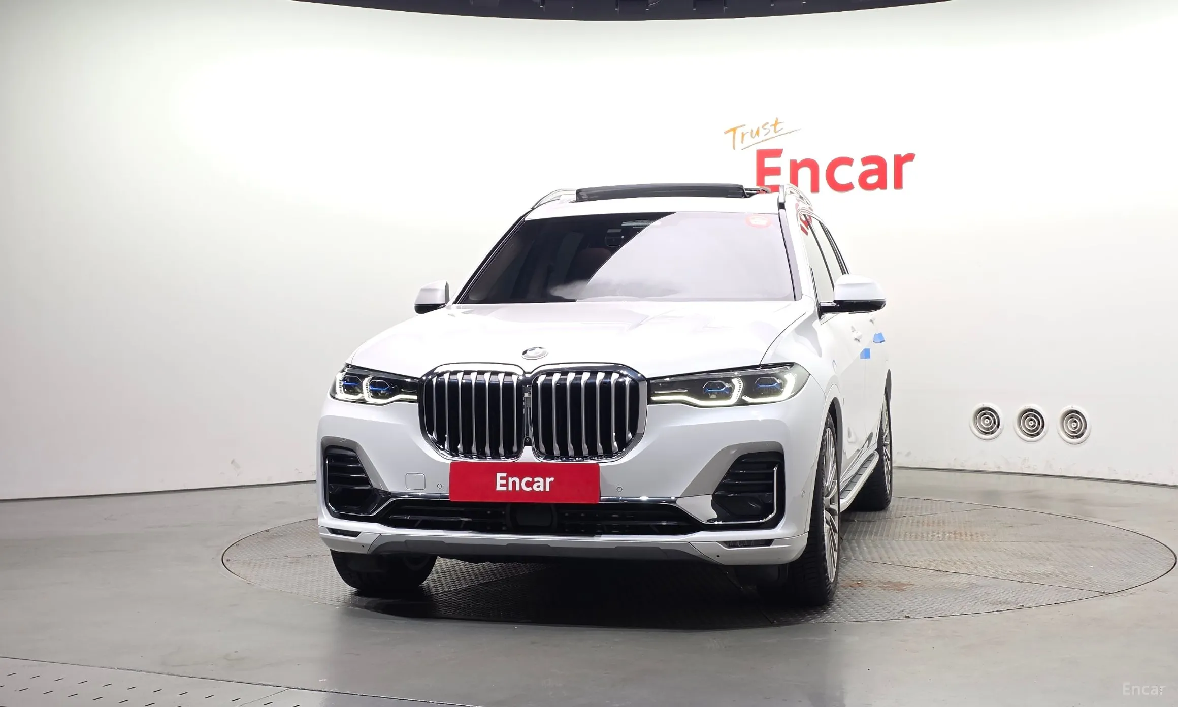 BMW X7 (G07) превью 3