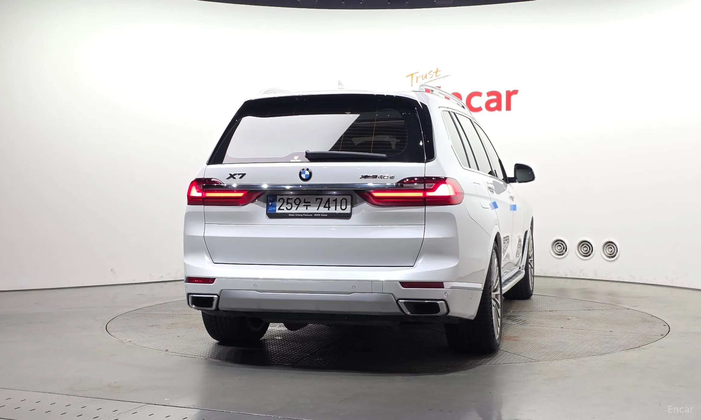 BMW X7 (G07) превью 4