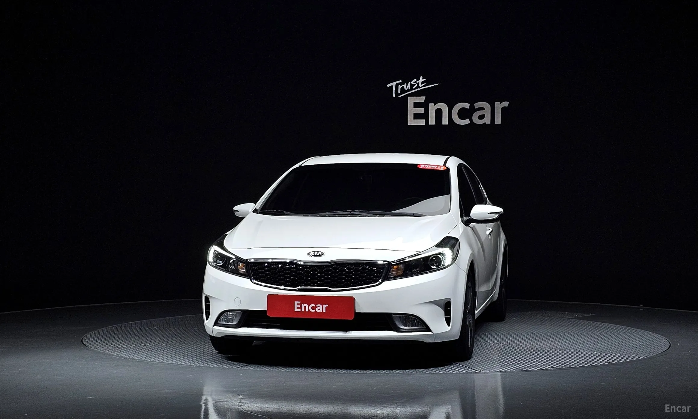 Kia K3 превью 3