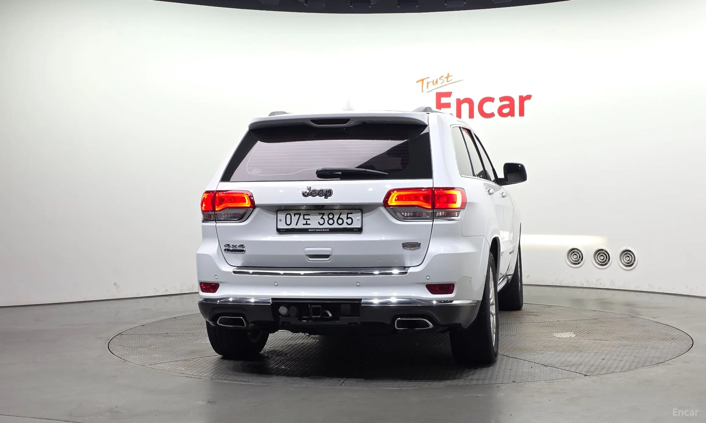 Jeep Grand Cherokee превью 4
