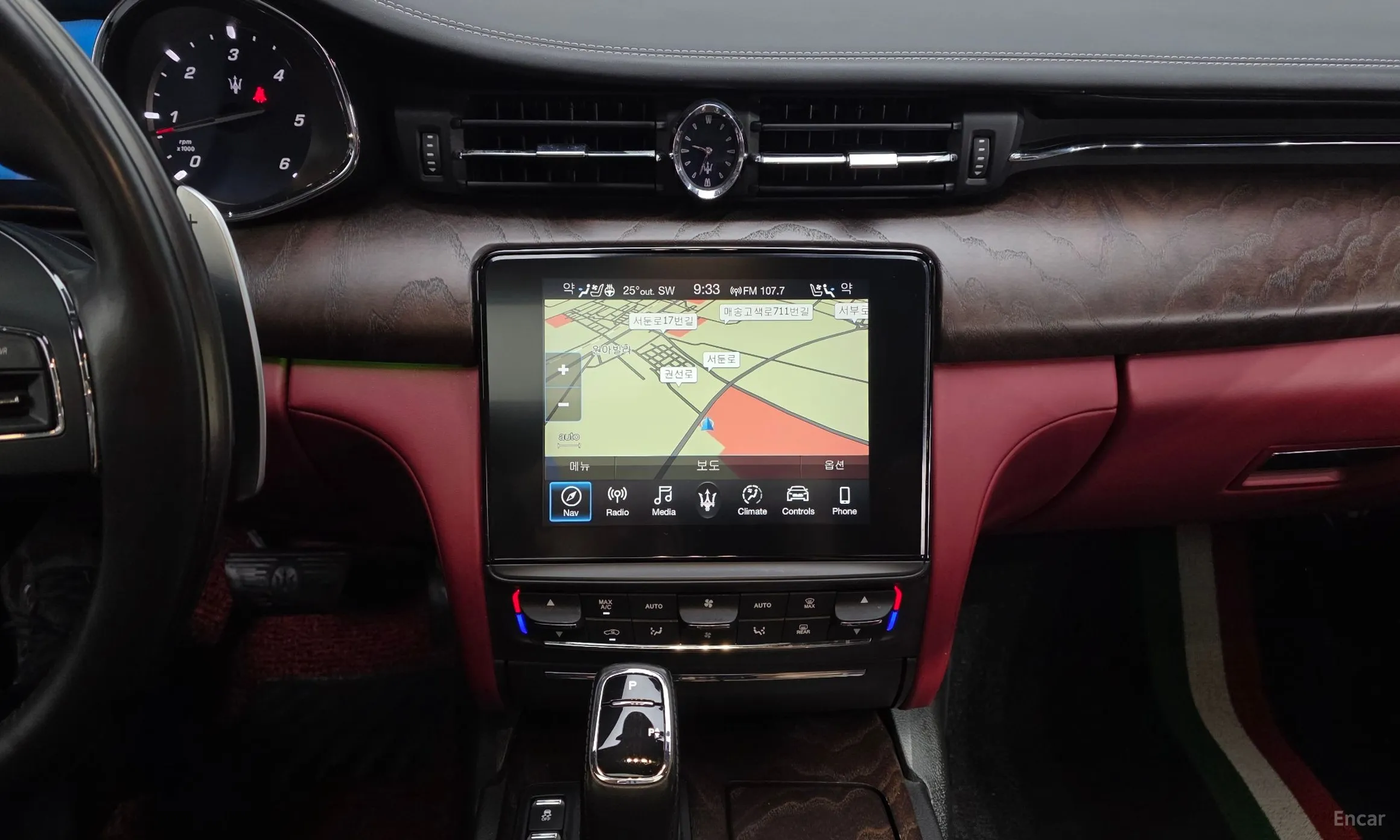 Maserati Quattroporte превью 13