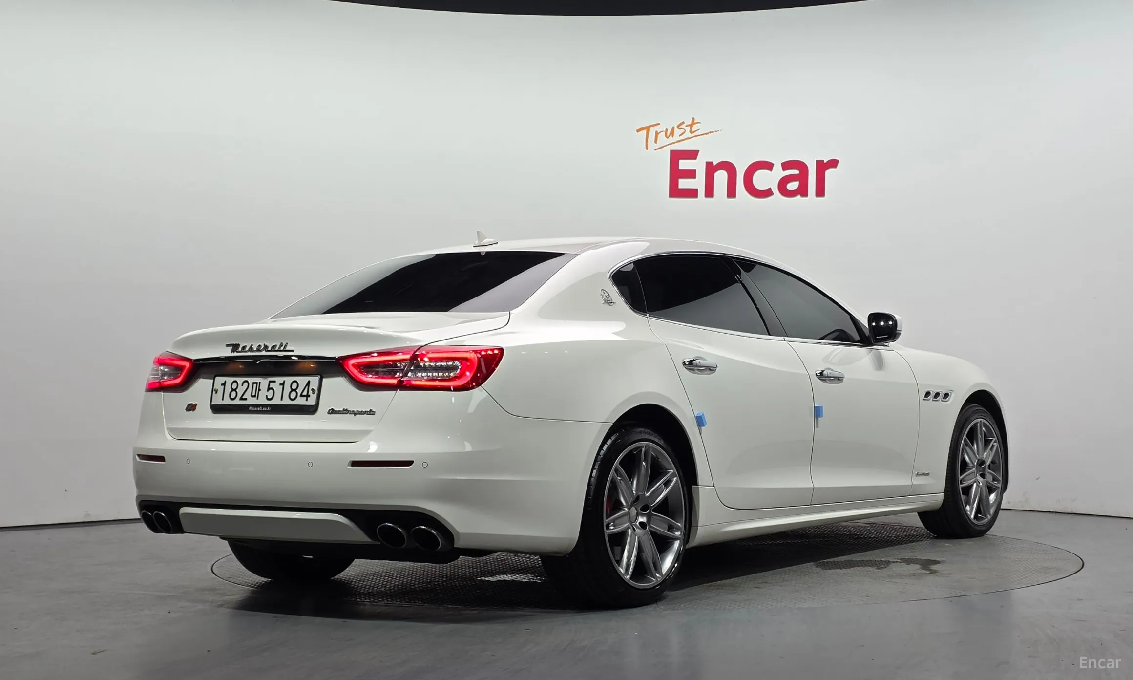 Maserati Quattroporte