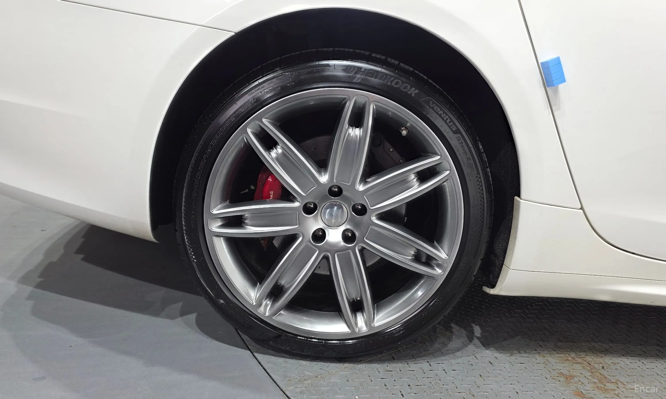 Maserati Quattroporte превью 5