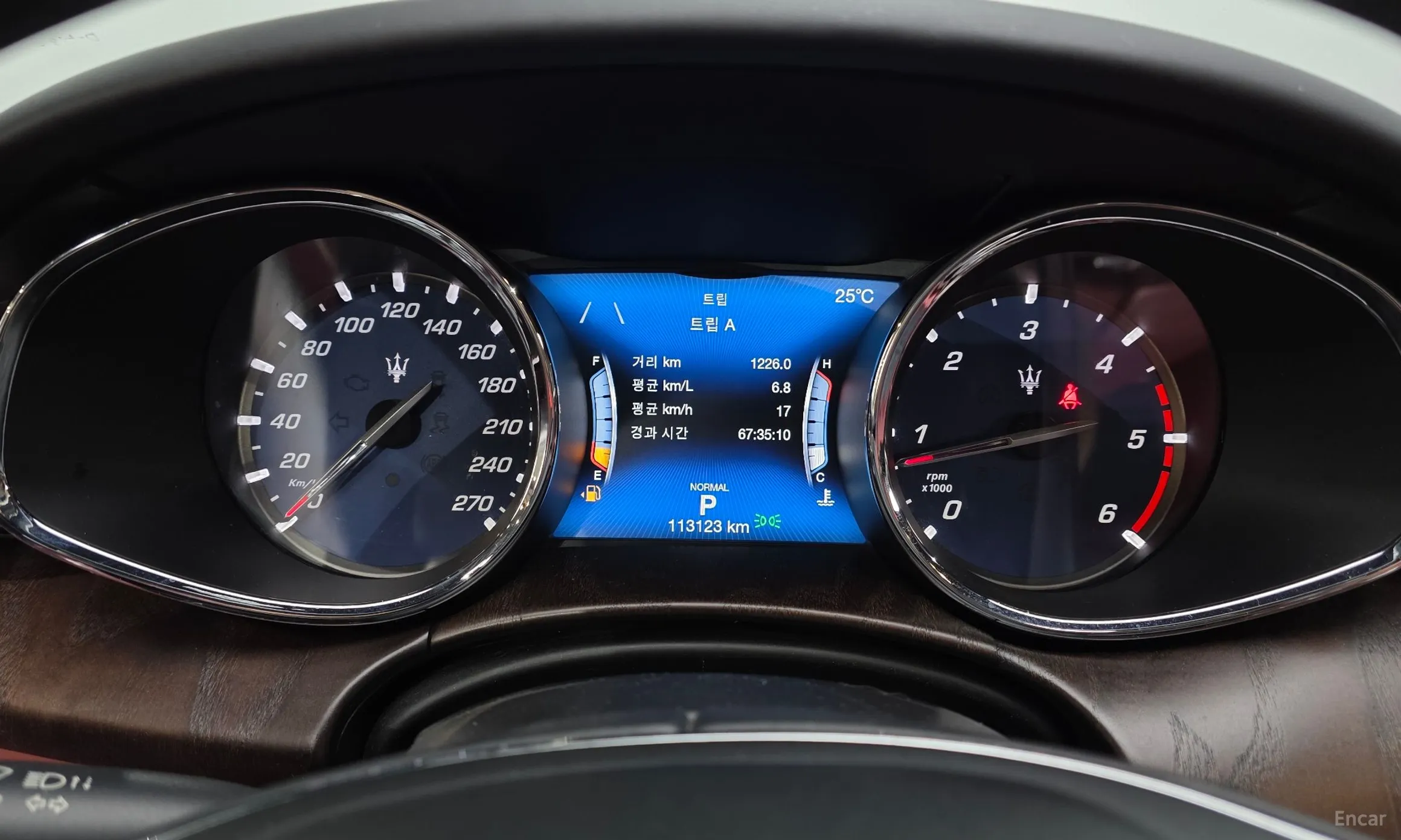 Maserati Quattroporte превью 8