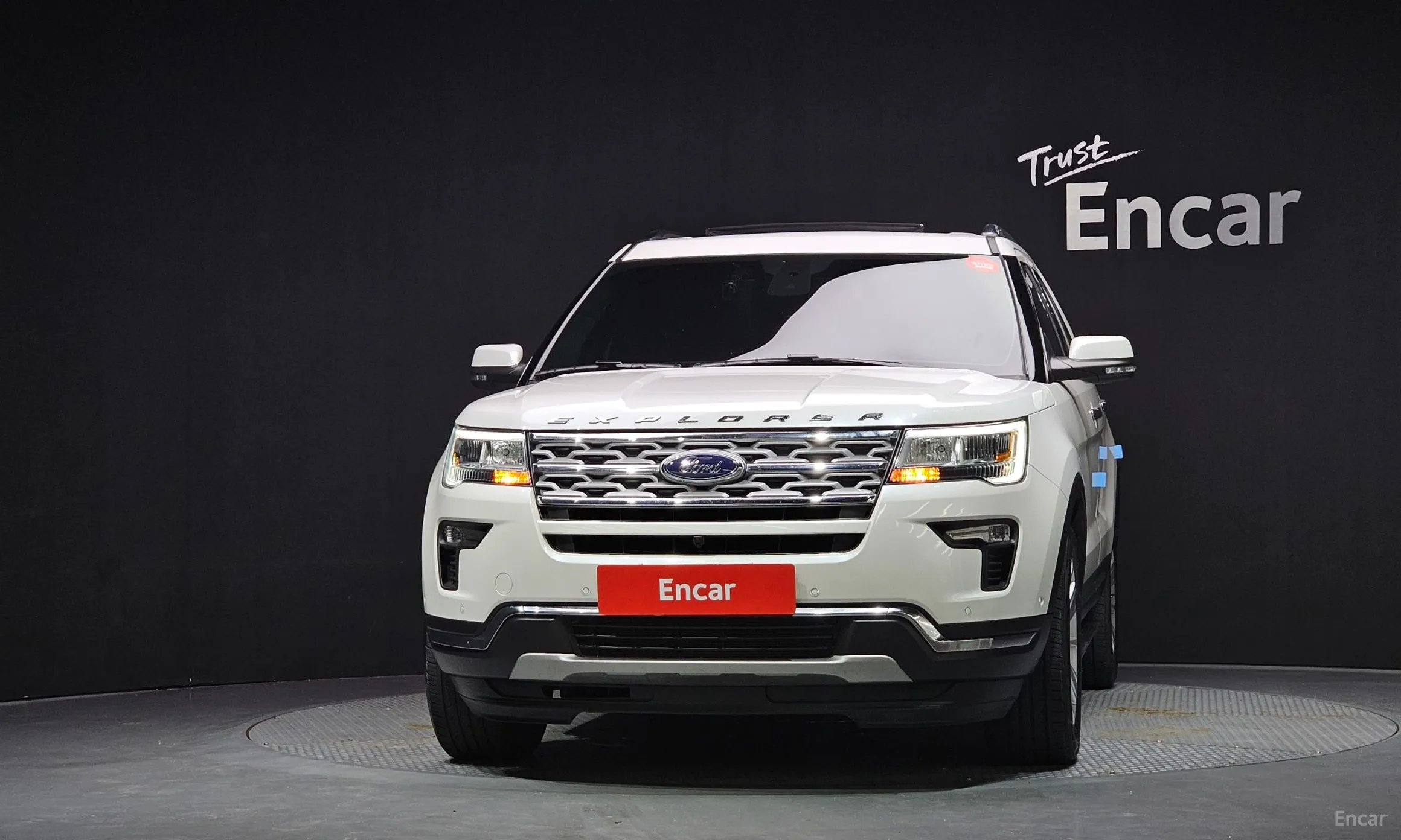 Ford Explorer превью 3