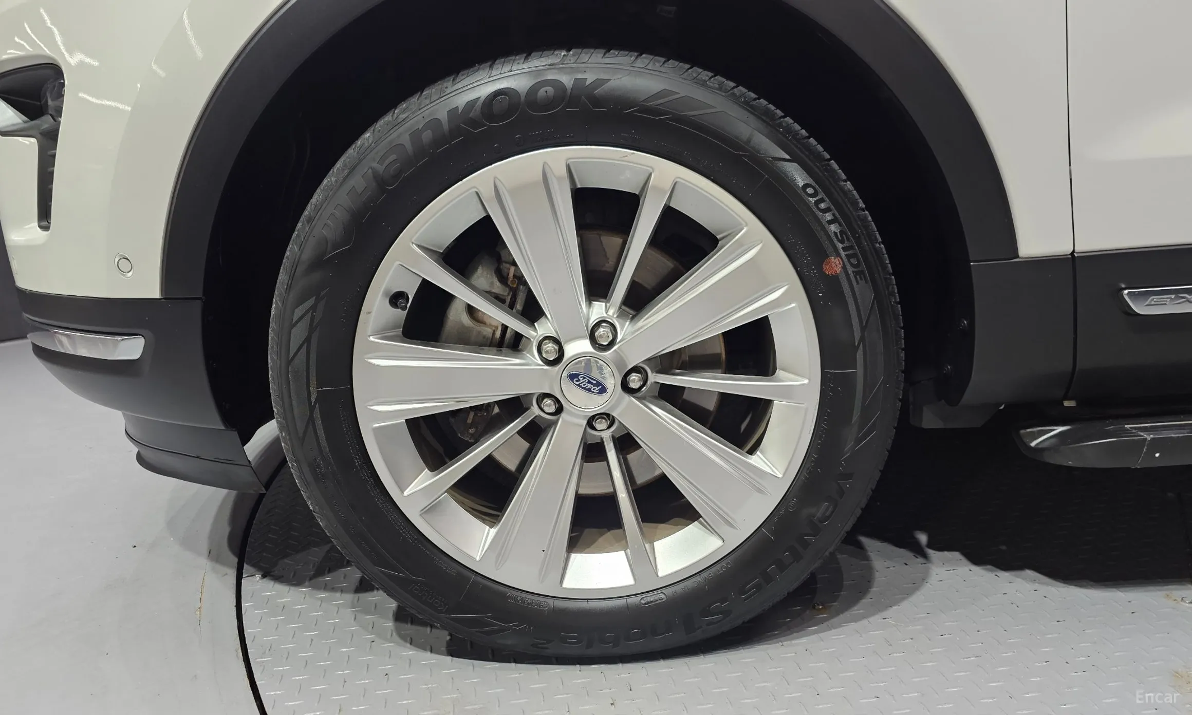 Ford Explorer превью 5