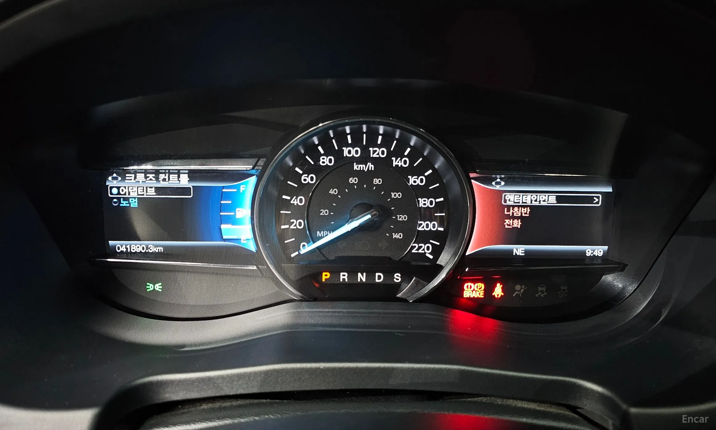 Ford Explorer превью 8