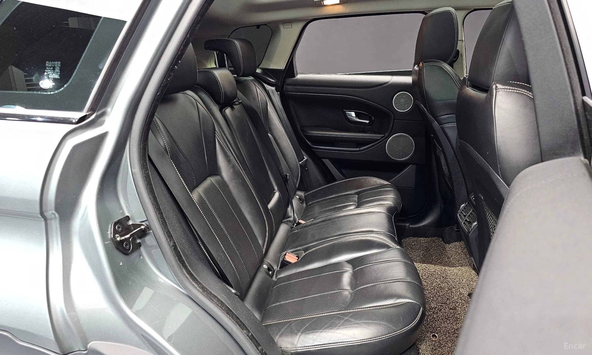 Land Rover Range Rover Evoque превью 11