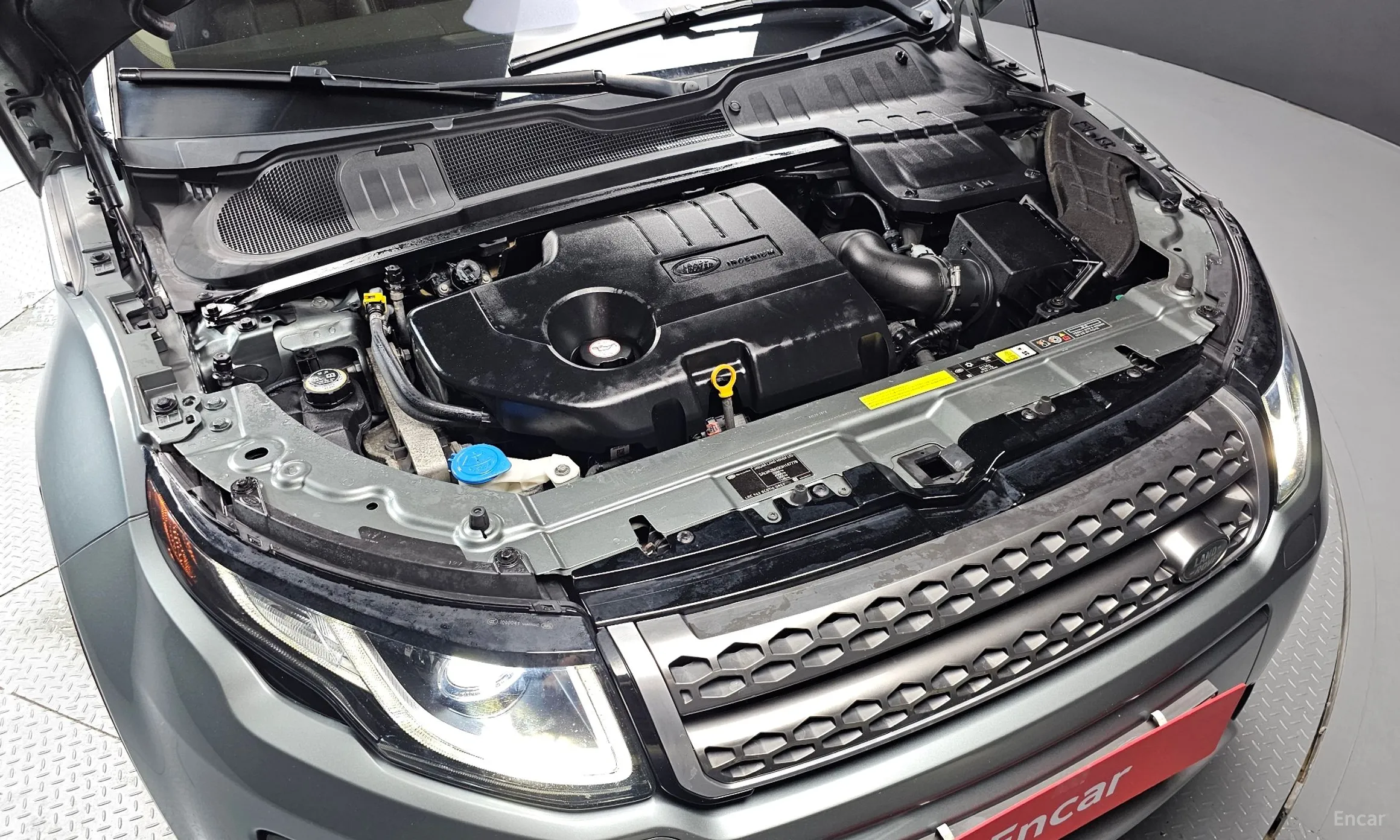 Land Rover Range Rover Evoque превью 6