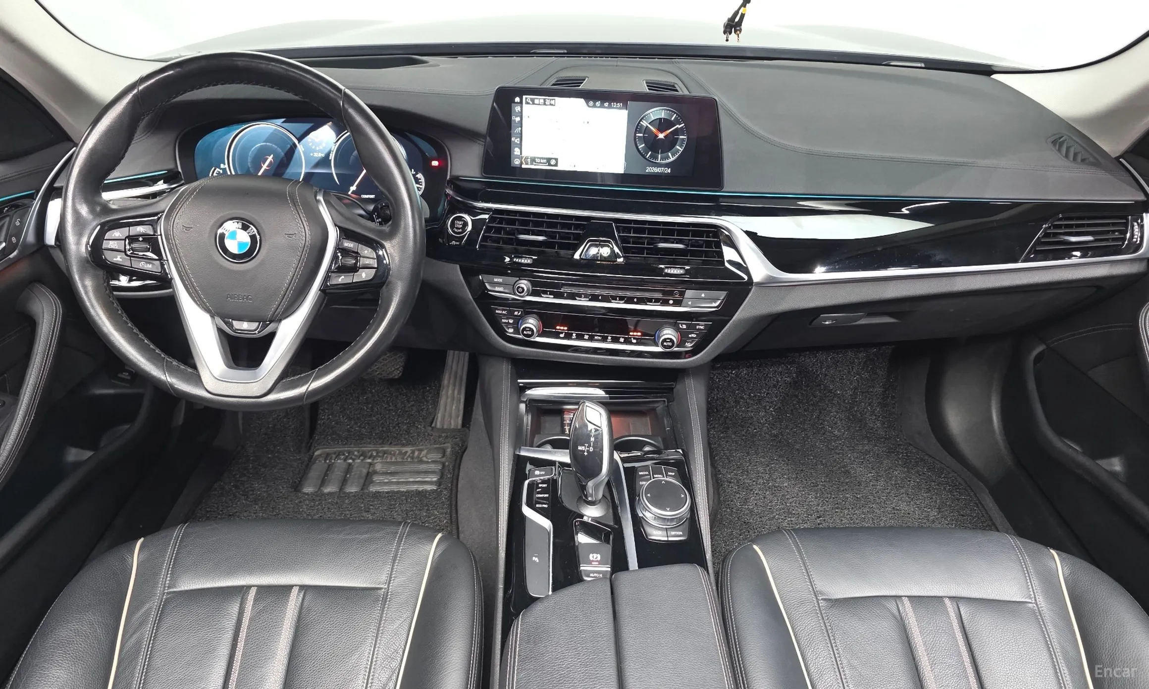 BMW 5 Series (G30) превью 7