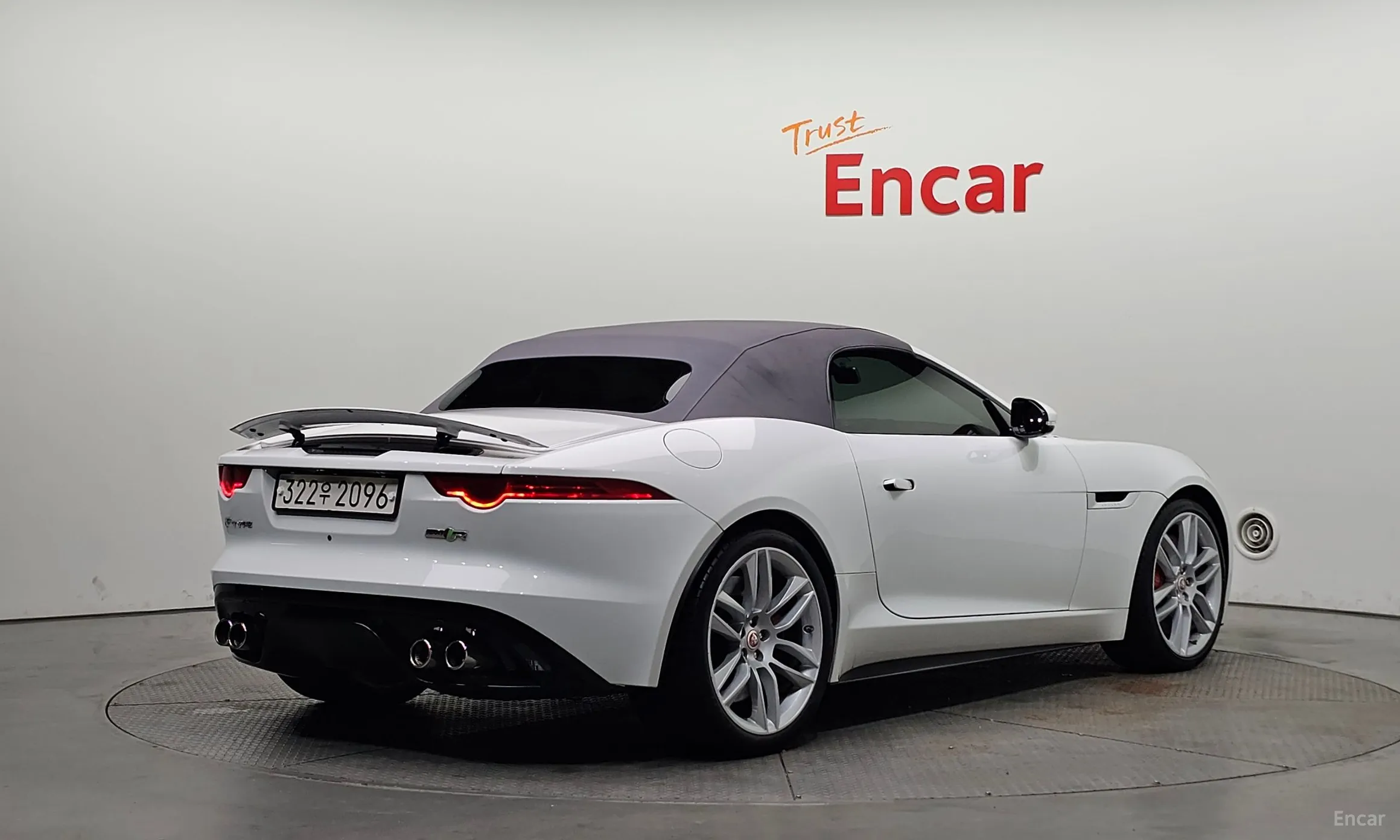 Jaguar F-TYPE