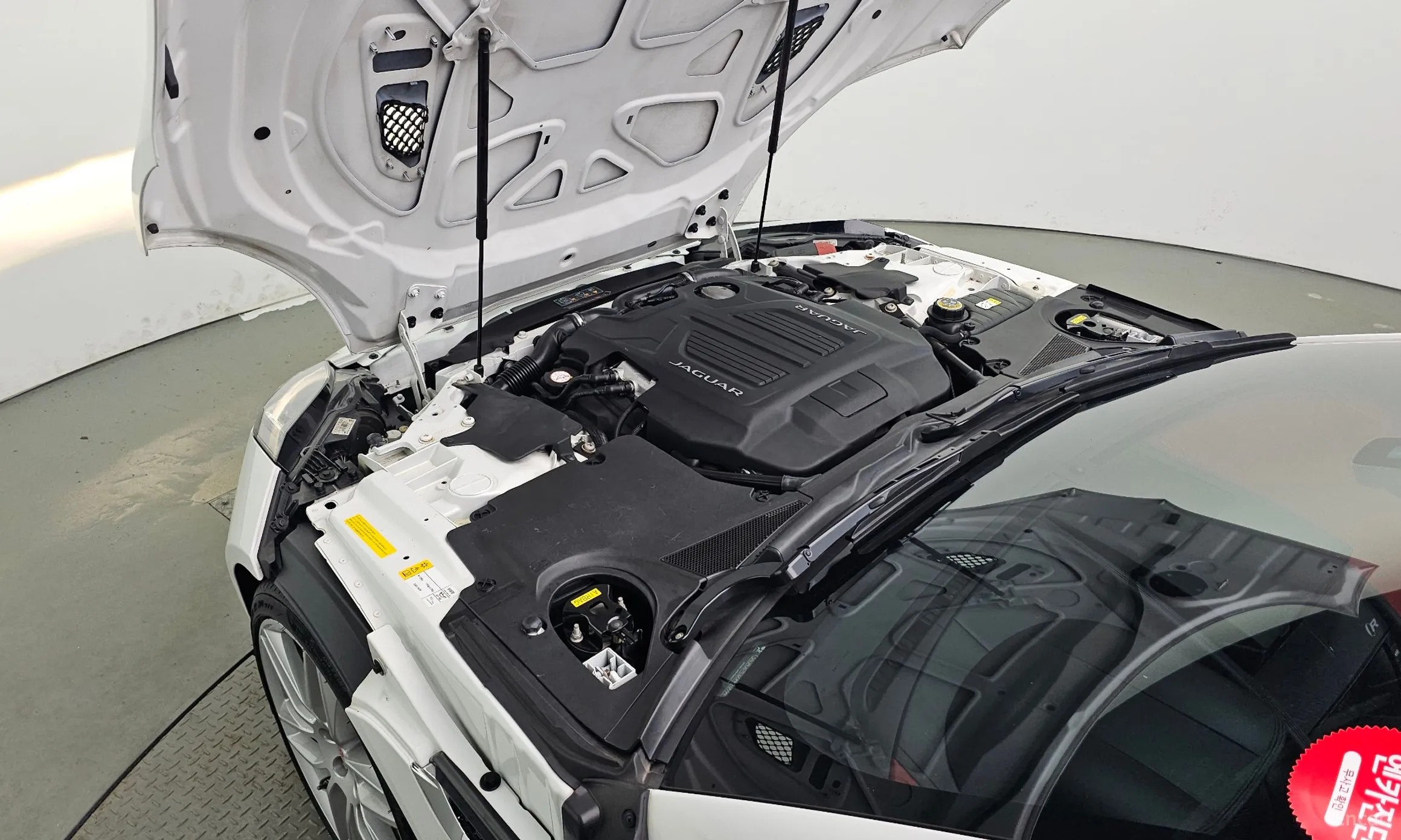 Jaguar F-TYPE превью 6