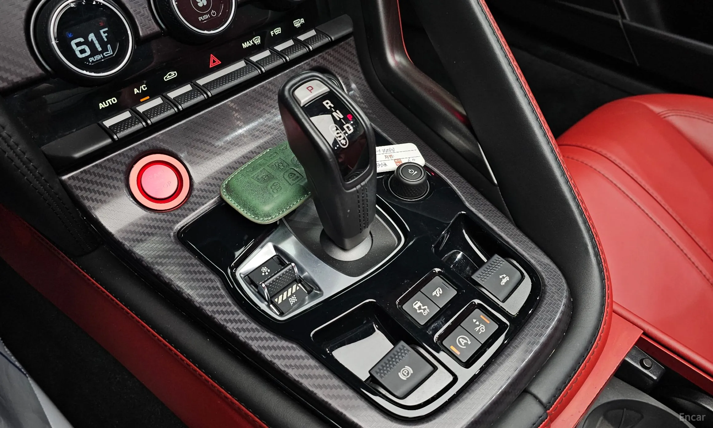 Jaguar F-TYPE превью 9
