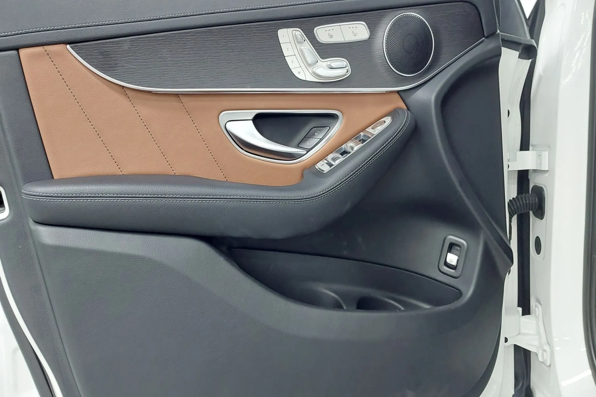 Mercedes Benz GLC-Class X253 превью 15