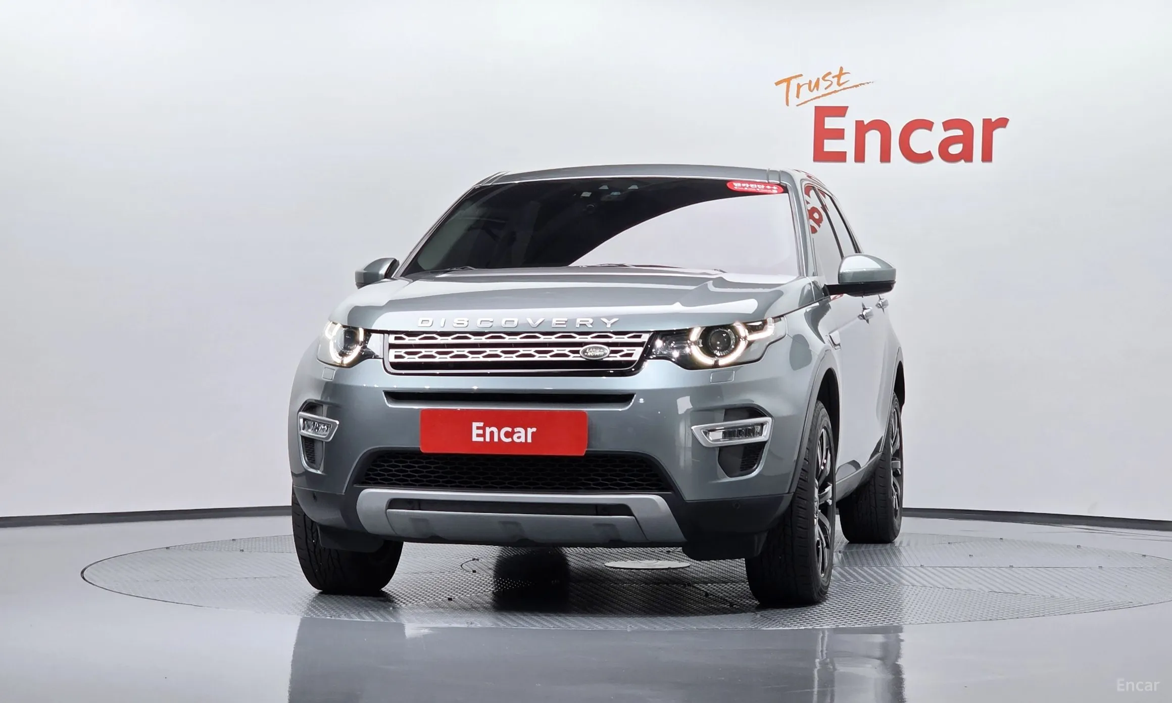 Land Rover Discovery Sports превью 3