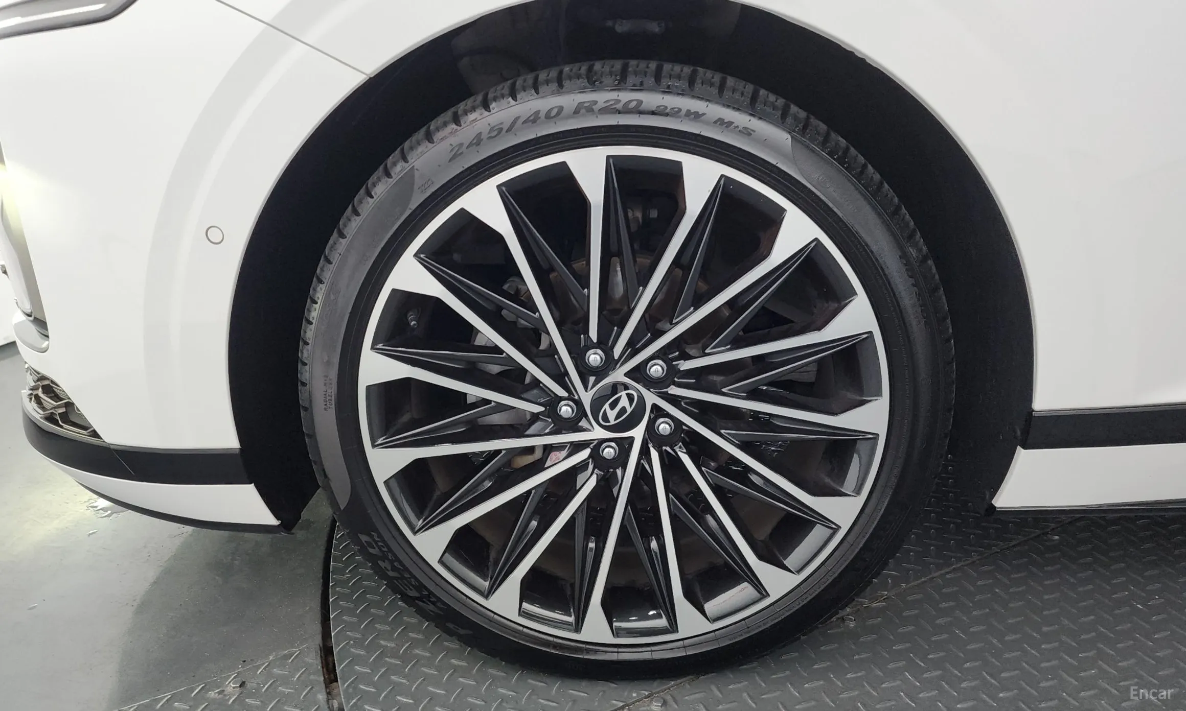 Hyundai Grandeur Hybrid (GN7) превью 5