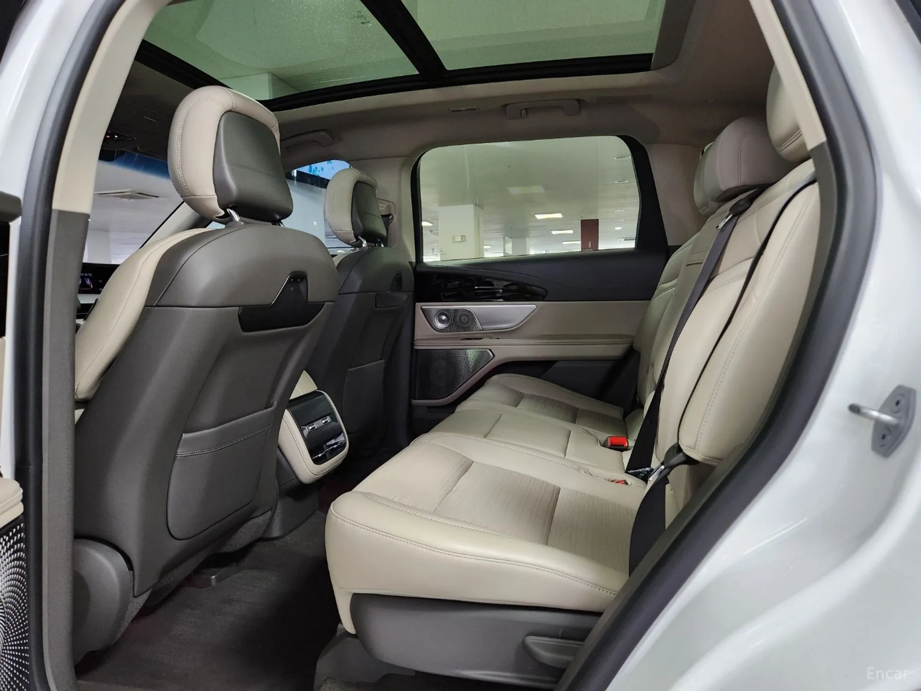Lincoln Nautilus Gen 2 превью 11
