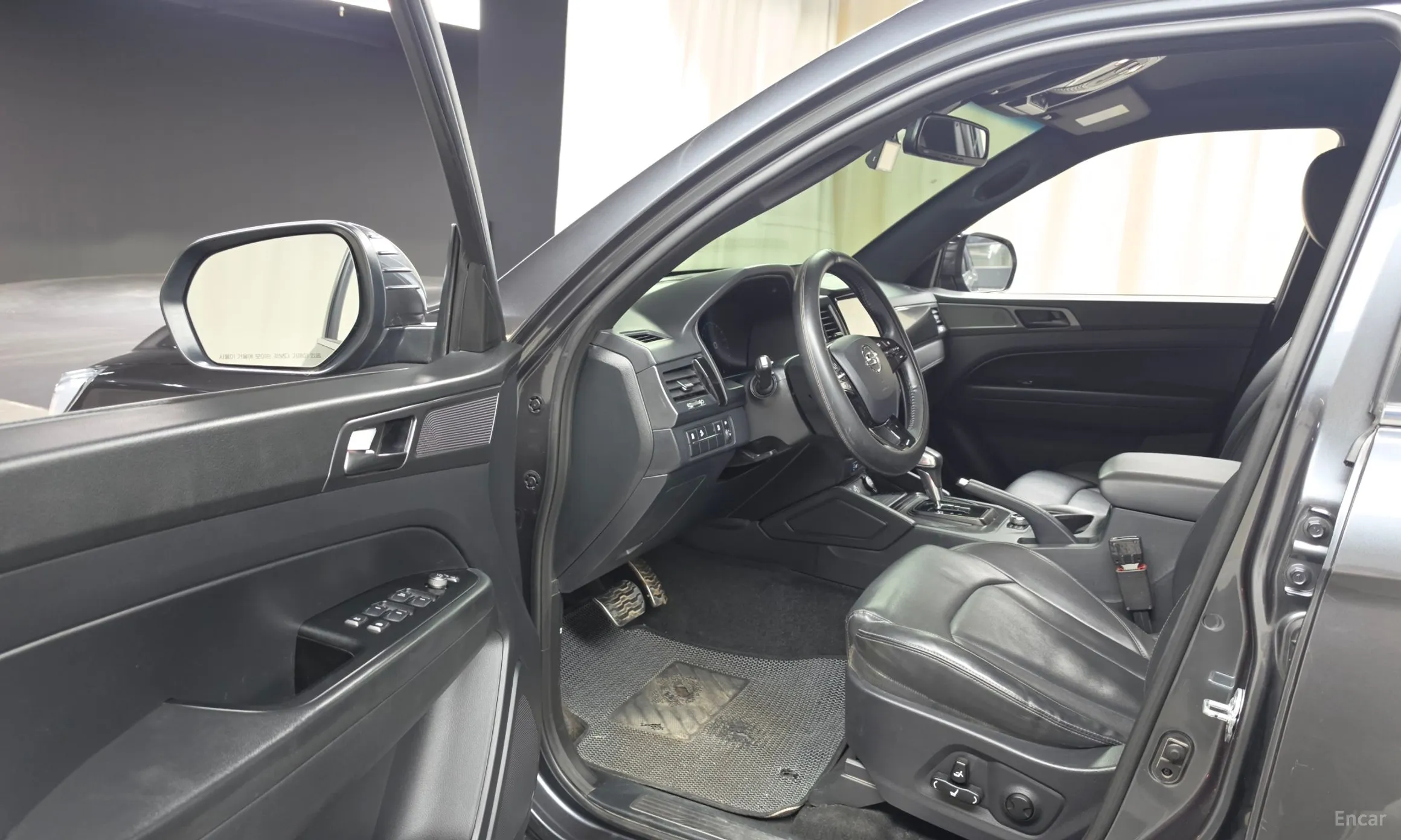 KG Mobility (SsangYong) Rexton Sports Khan превью 10