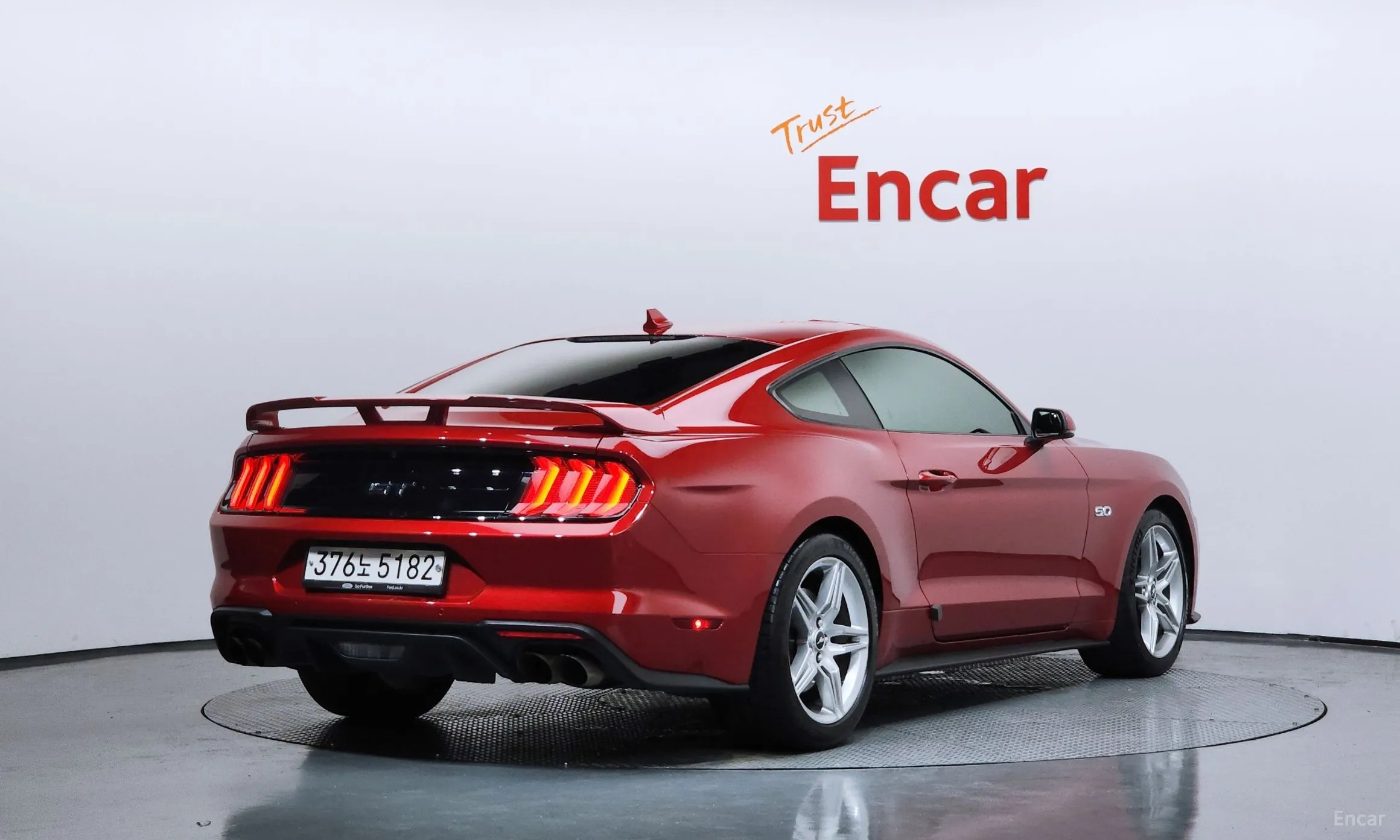Ford Mustang превью 2