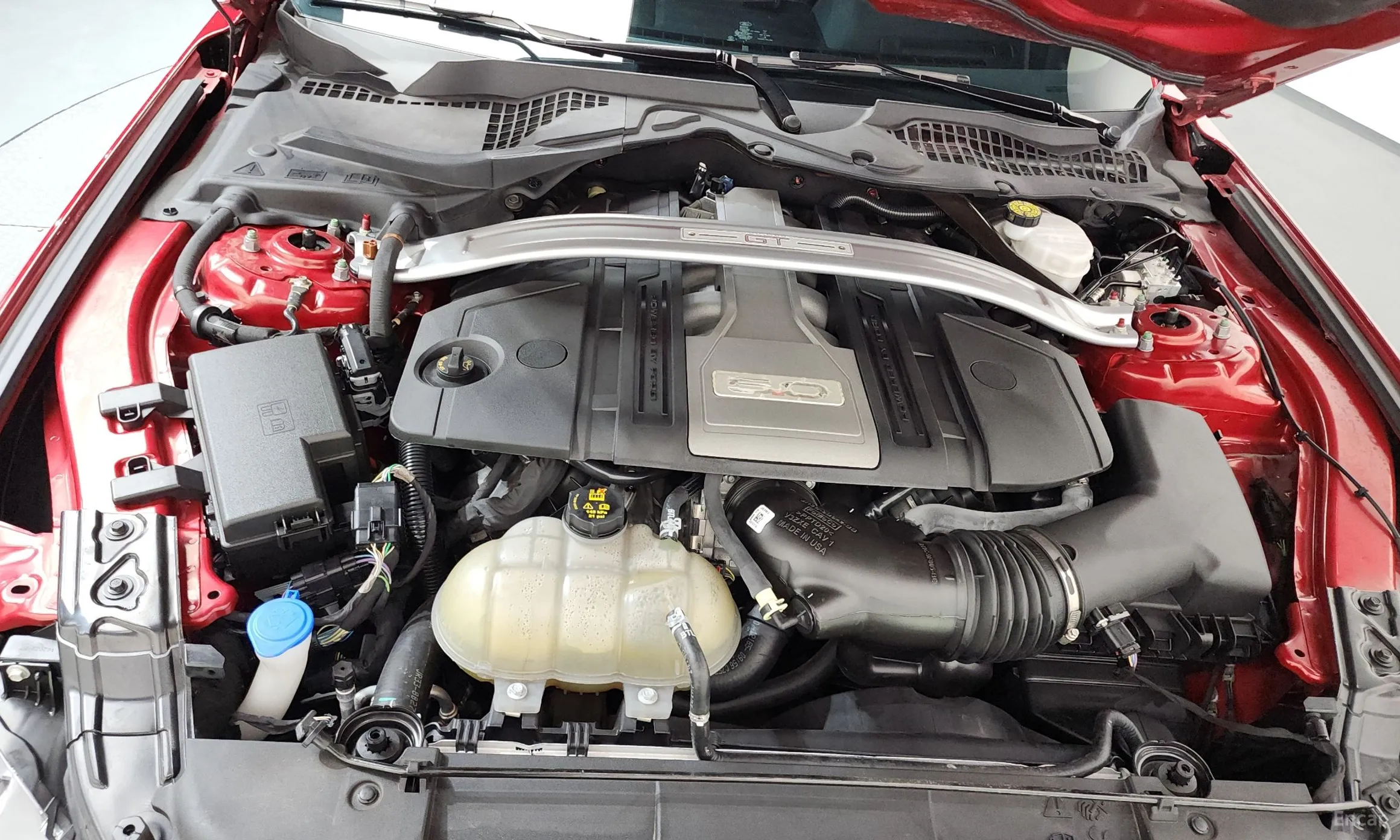 Ford Mustang превью 6
