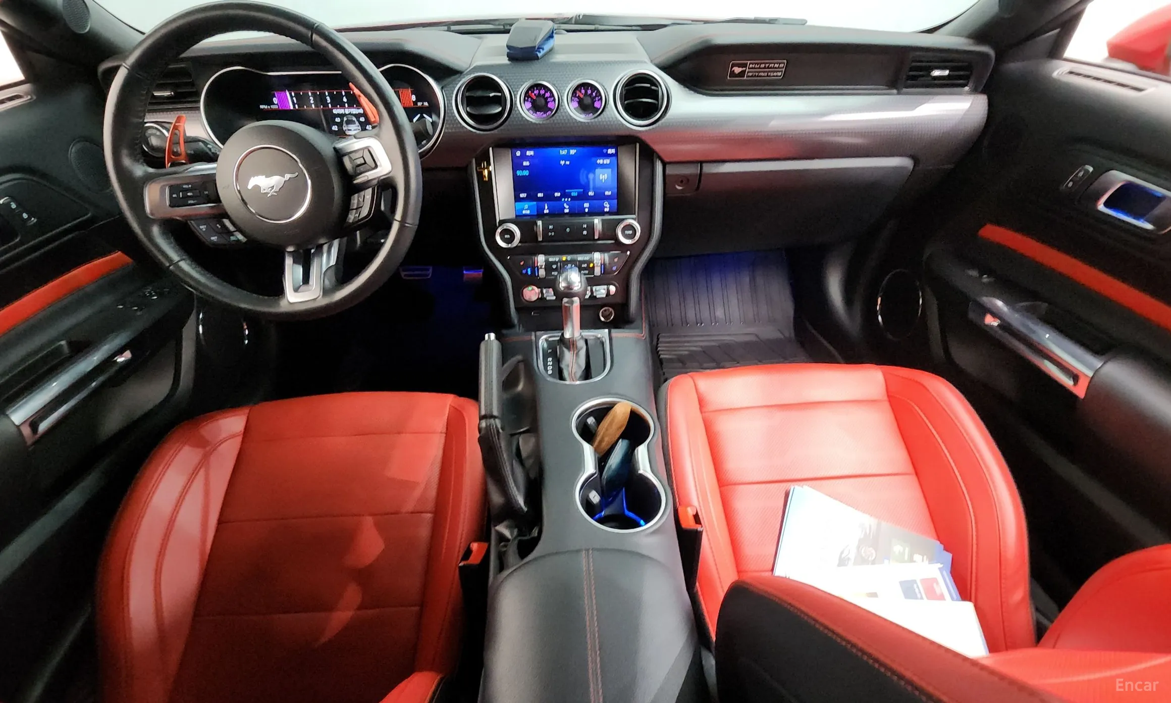 Ford Mustang превью 7