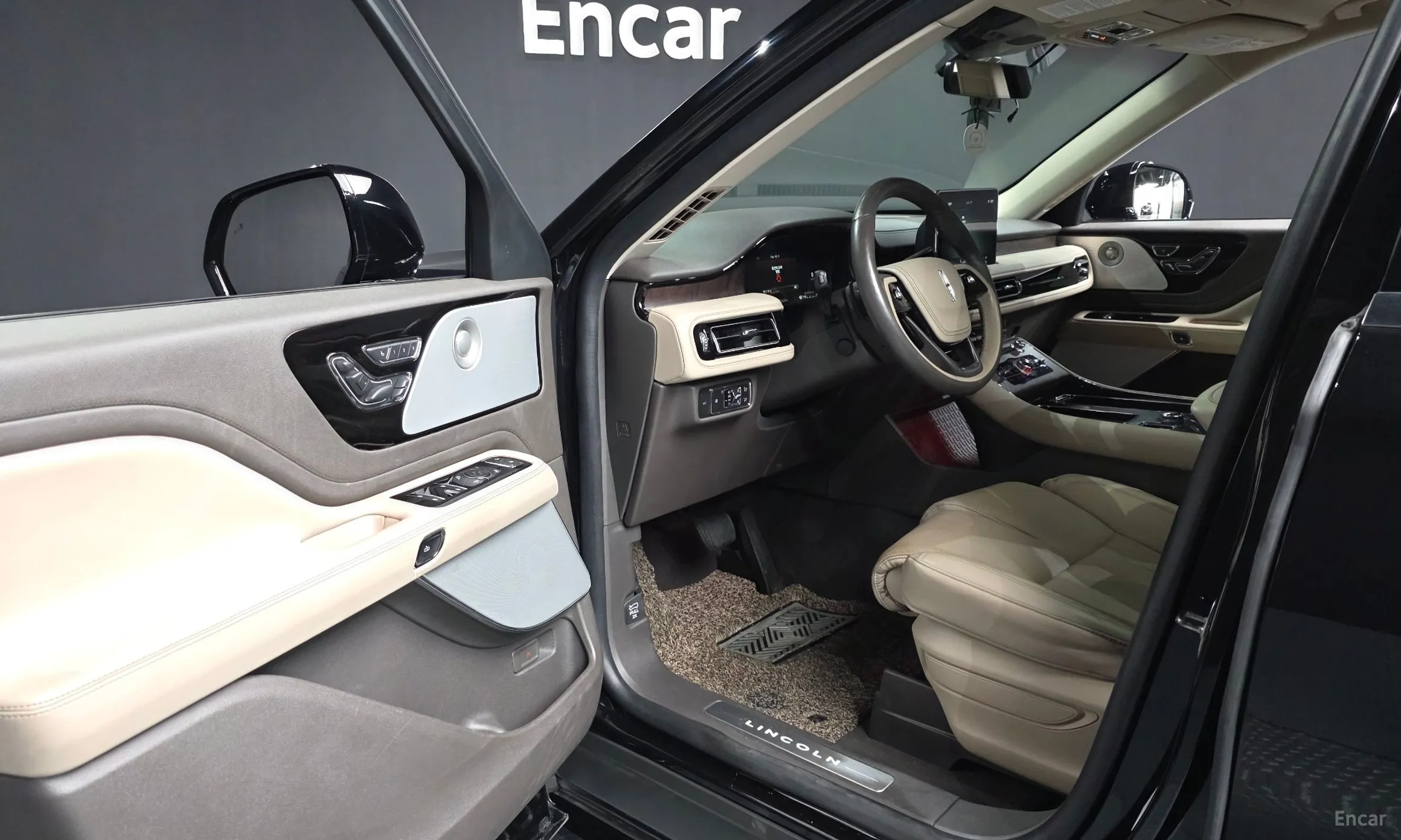 Lincoln Aviator 2nd Generation превью 10