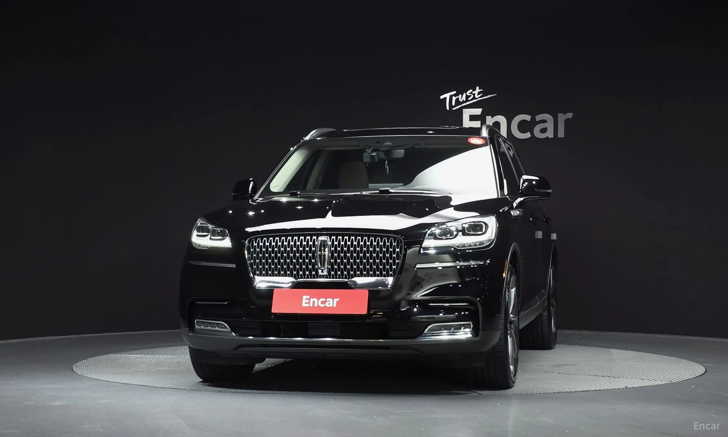 Lincoln Aviator 2nd Generation превью 3