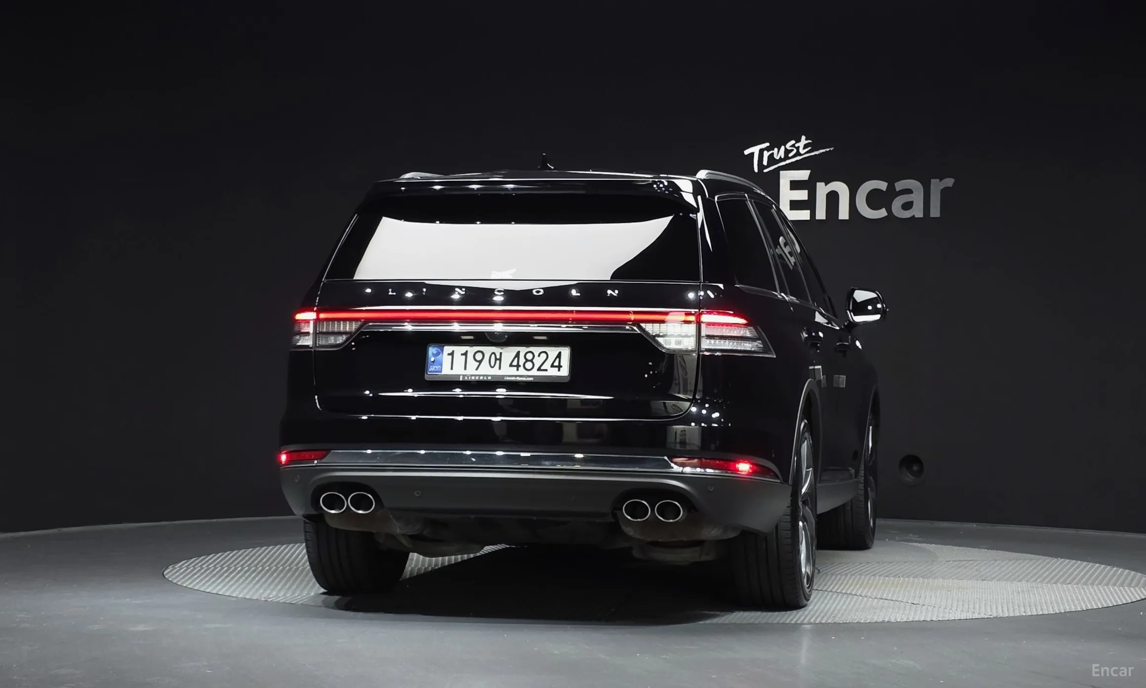 Lincoln Aviator 2nd Generation превью 4