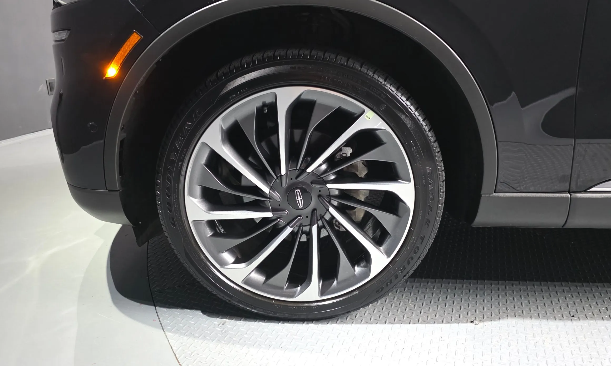 Lincoln Aviator 2nd Generation превью 5