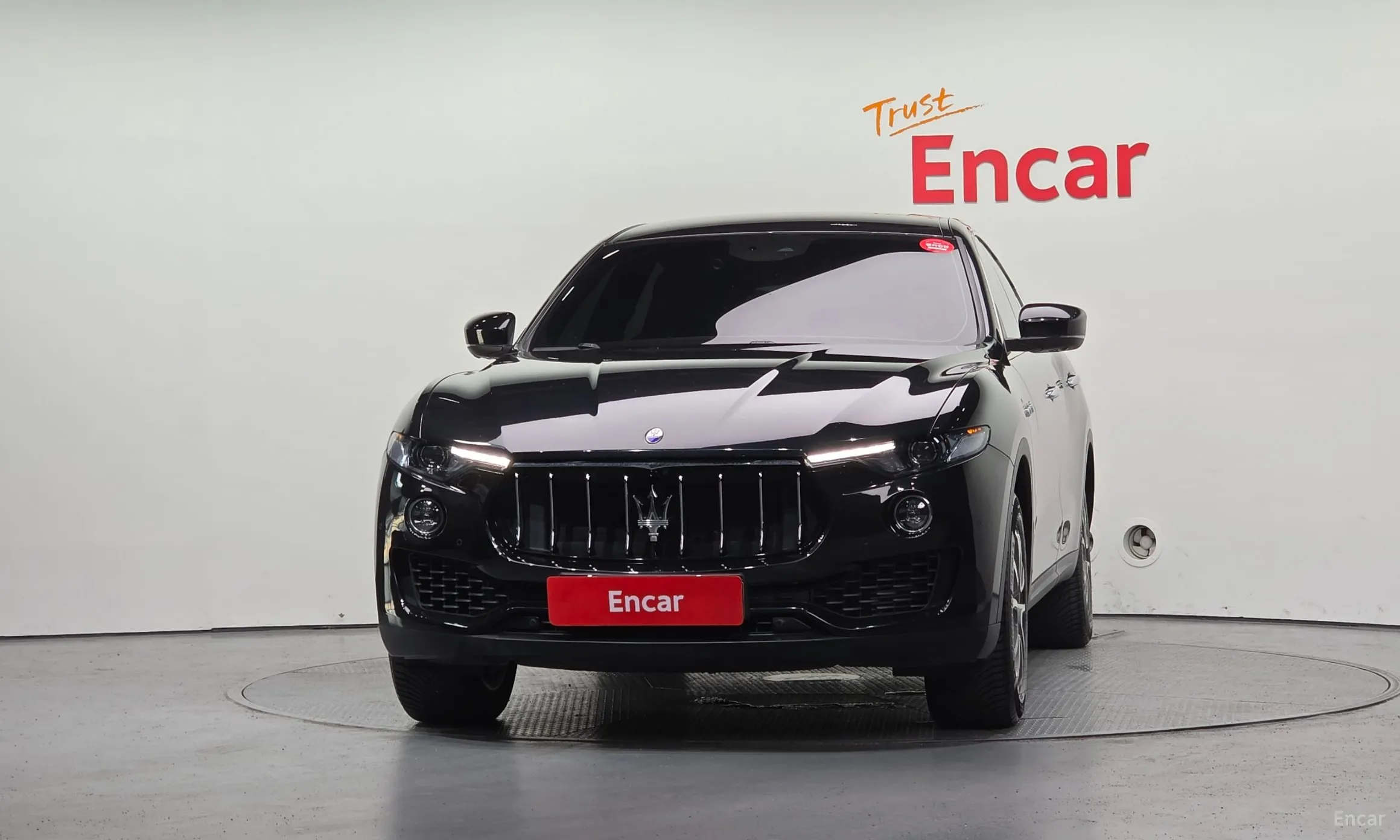 Maserati Levante превью 3