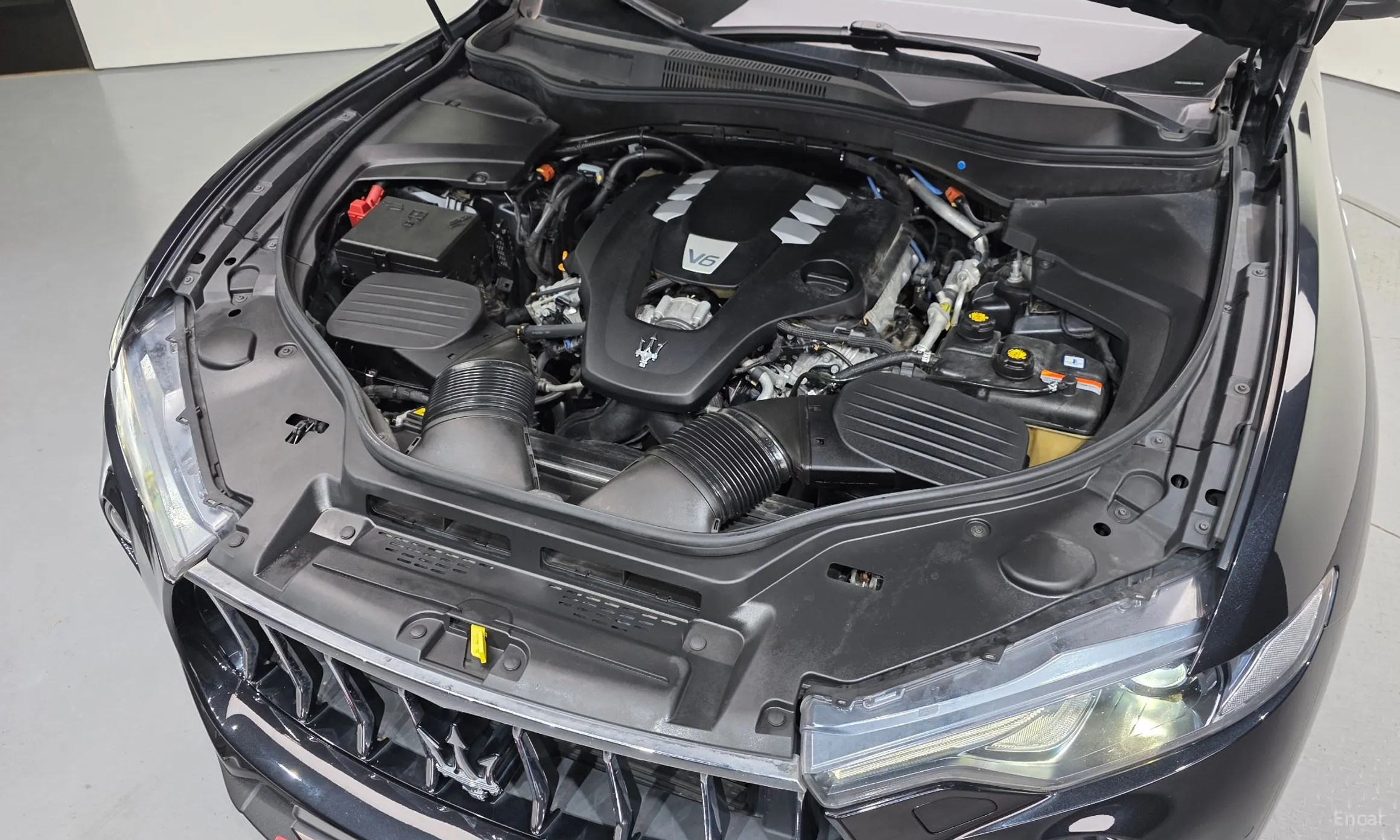 Maserati Levante превью 6