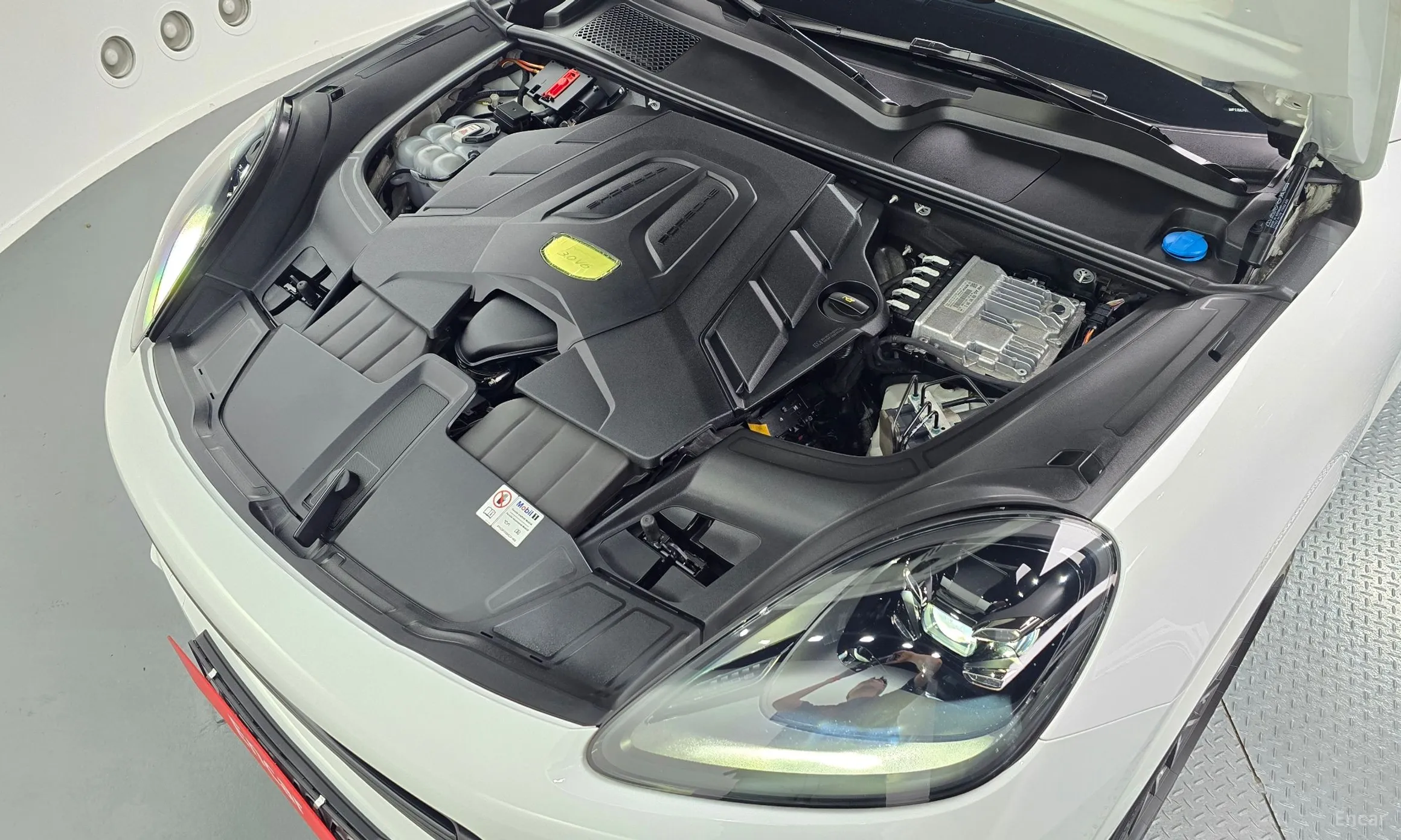 Porsche Cayenne (PO536) превью 6