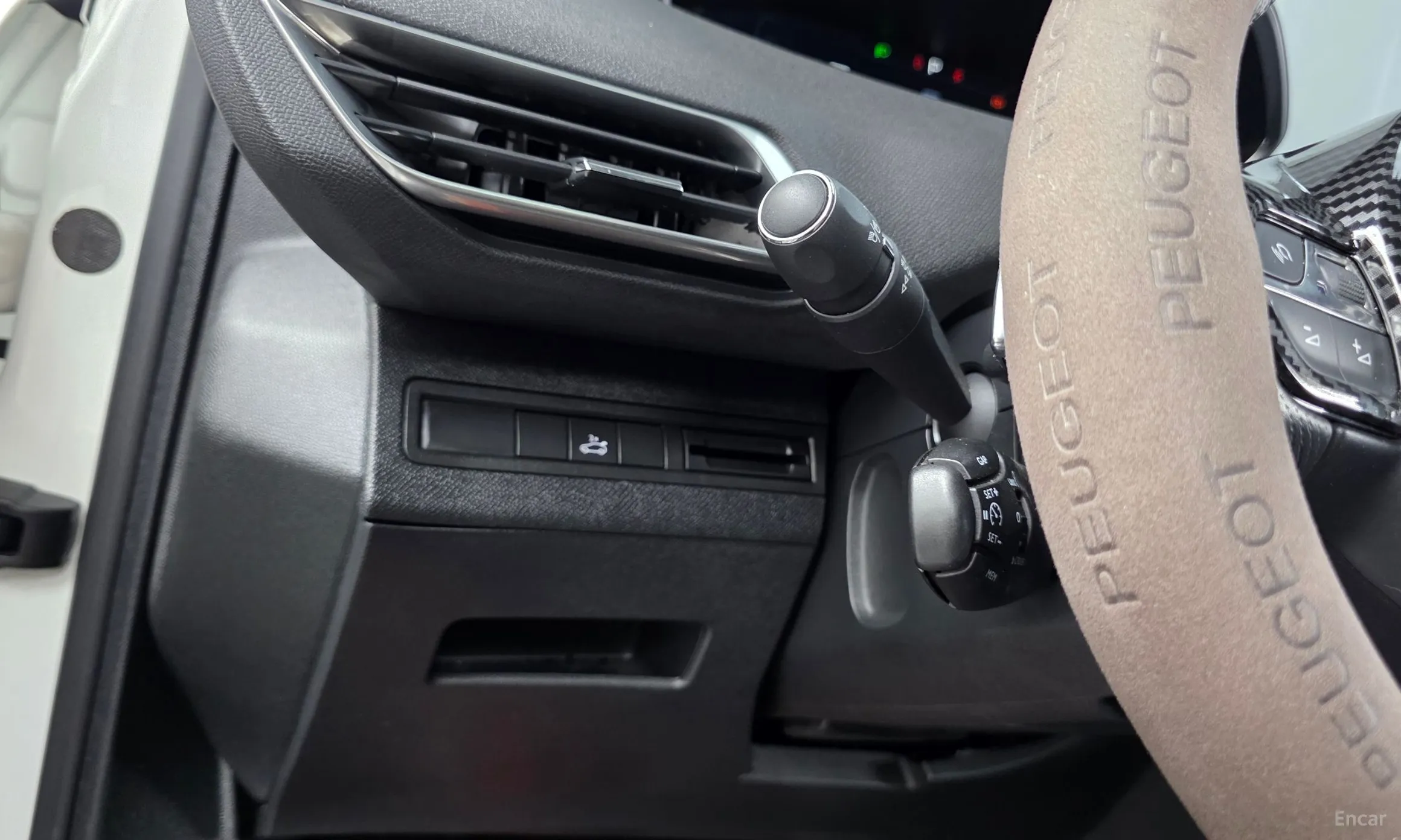 Peugeot 3008 2nd generation превью 16