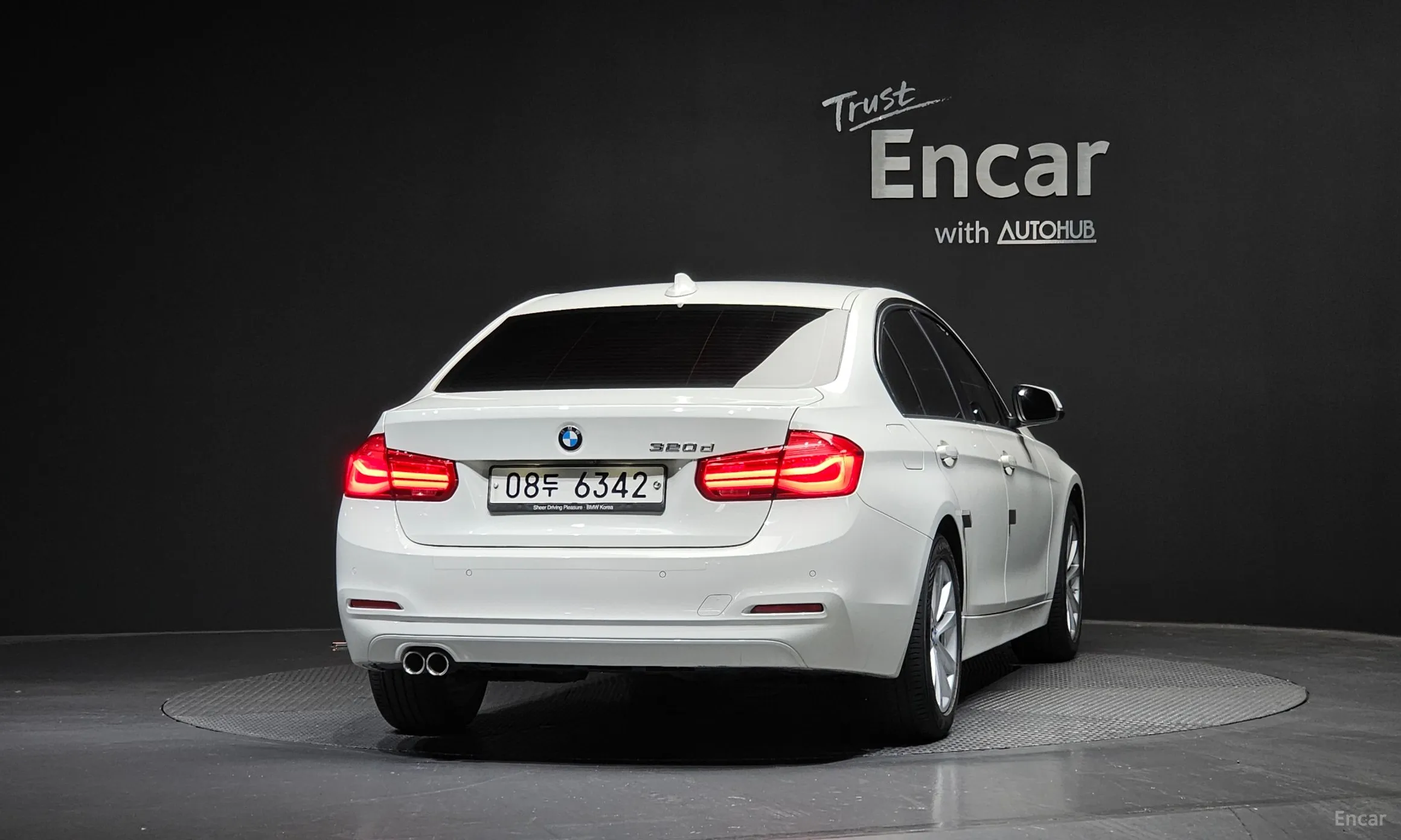 BMW 3 Series (F30) превью 4