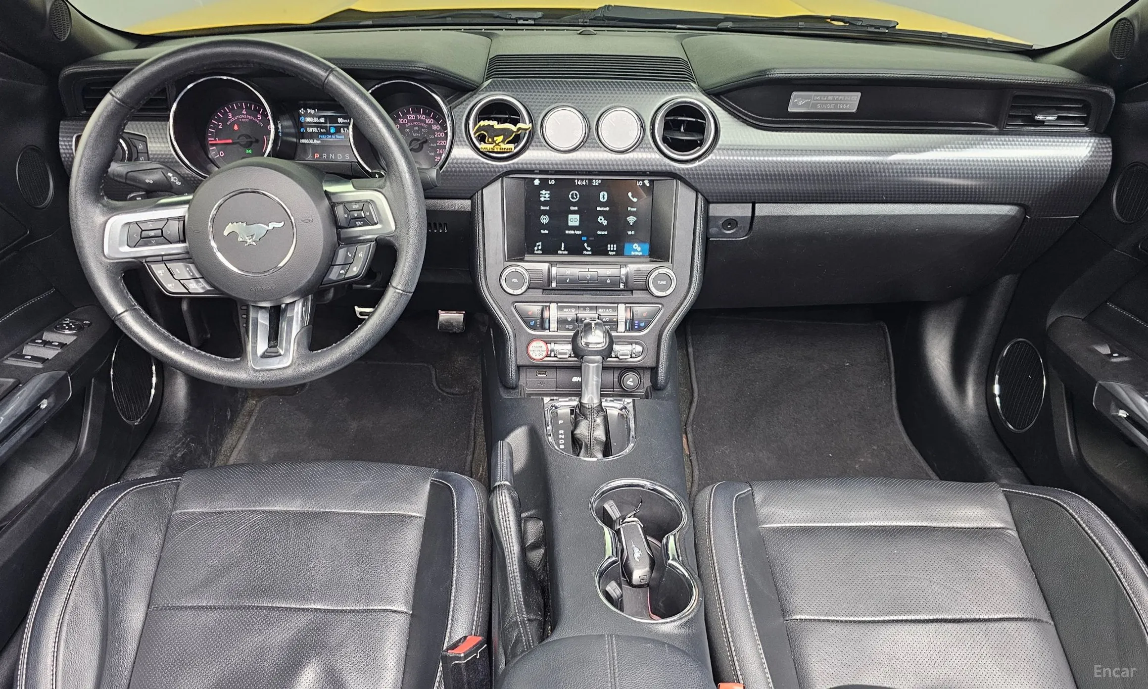Ford Mustang превью 7