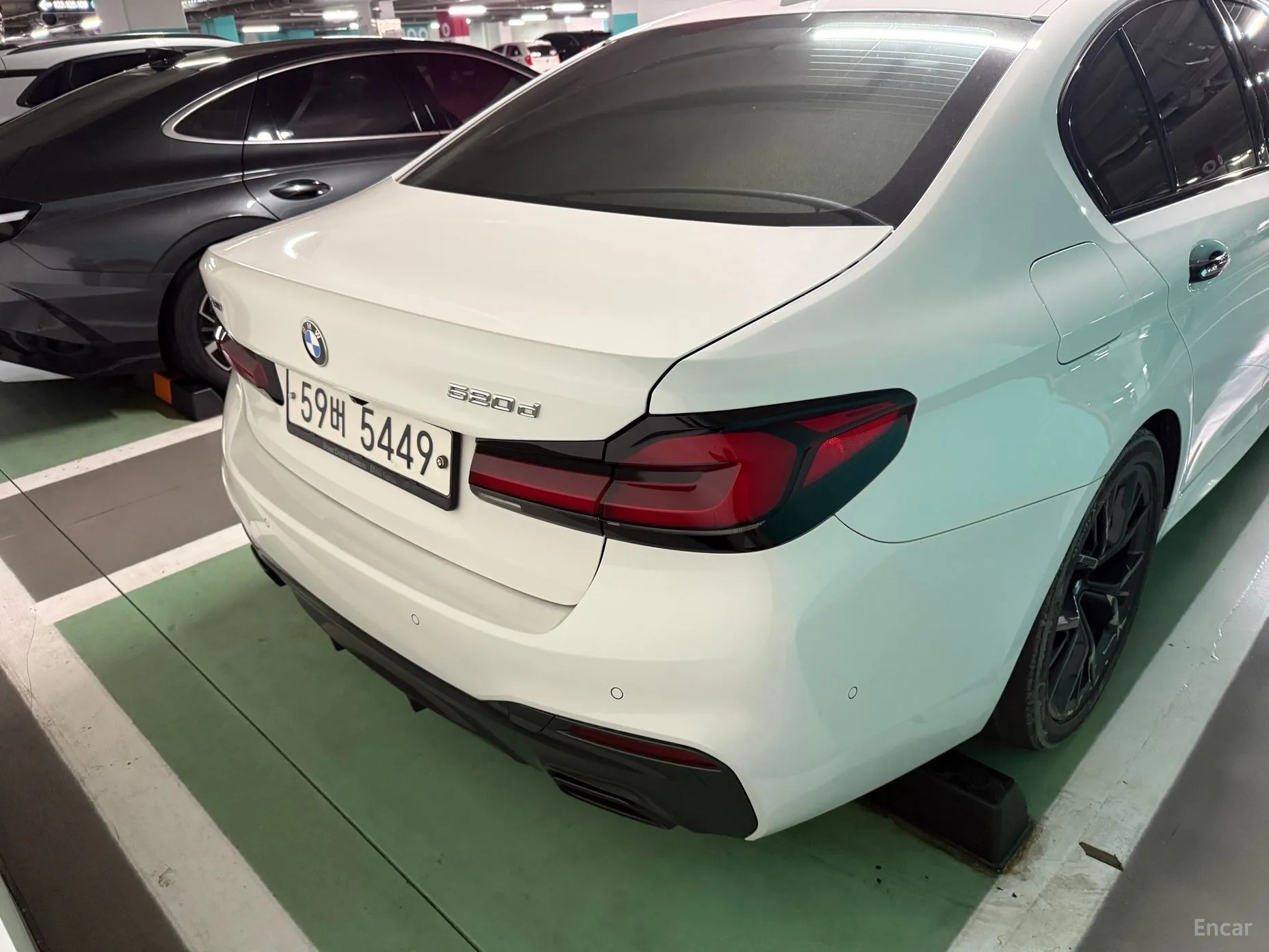 BMW 5 Series (G30)