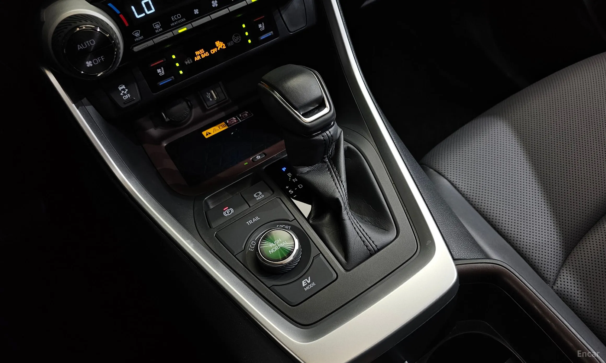 Toyota RAV4 5th Generation превью 9