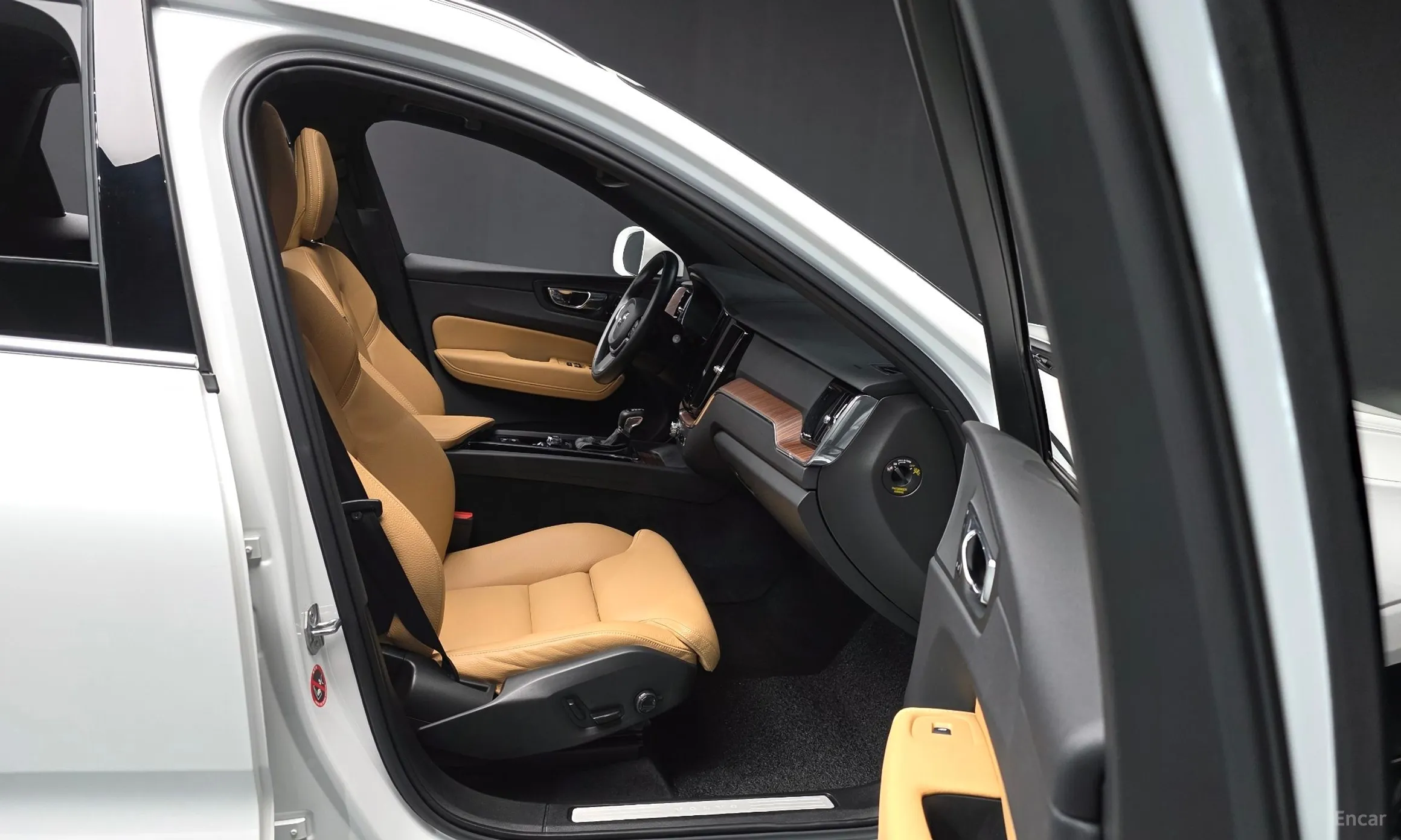 Volvo XC60 Gen 2 превью 11