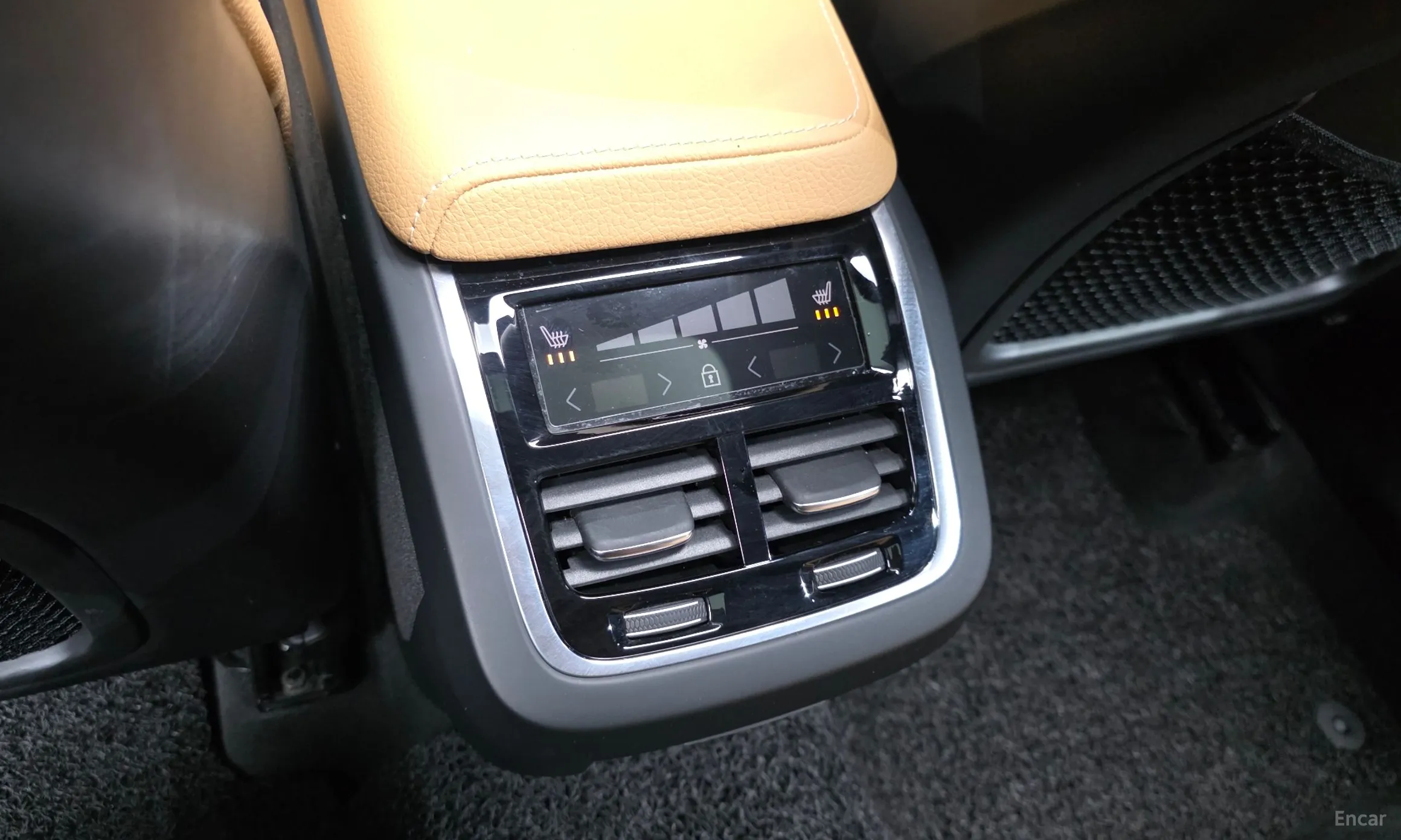 Volvo XC60 Gen 2 превью 18