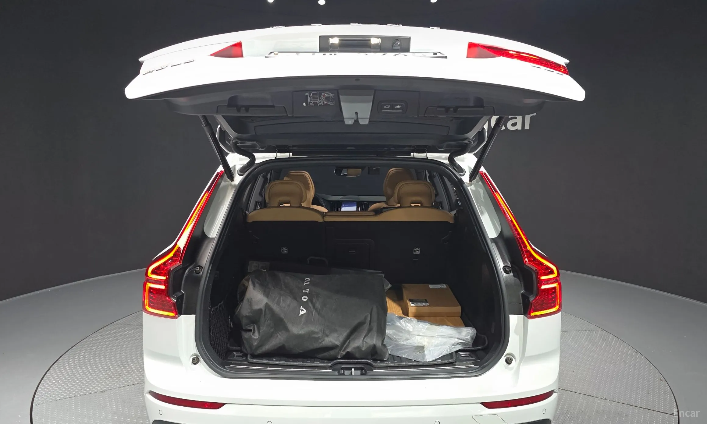 Volvo XC60 Gen 2 превью 20