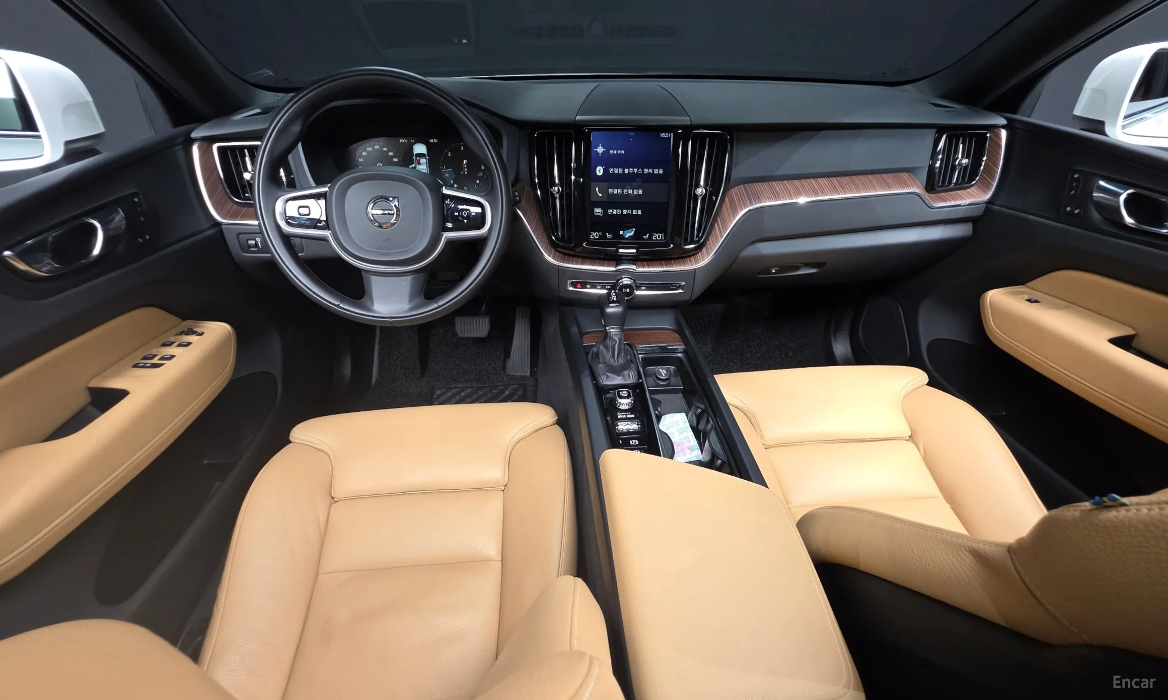 Volvo XC60 Gen 2 превью 7