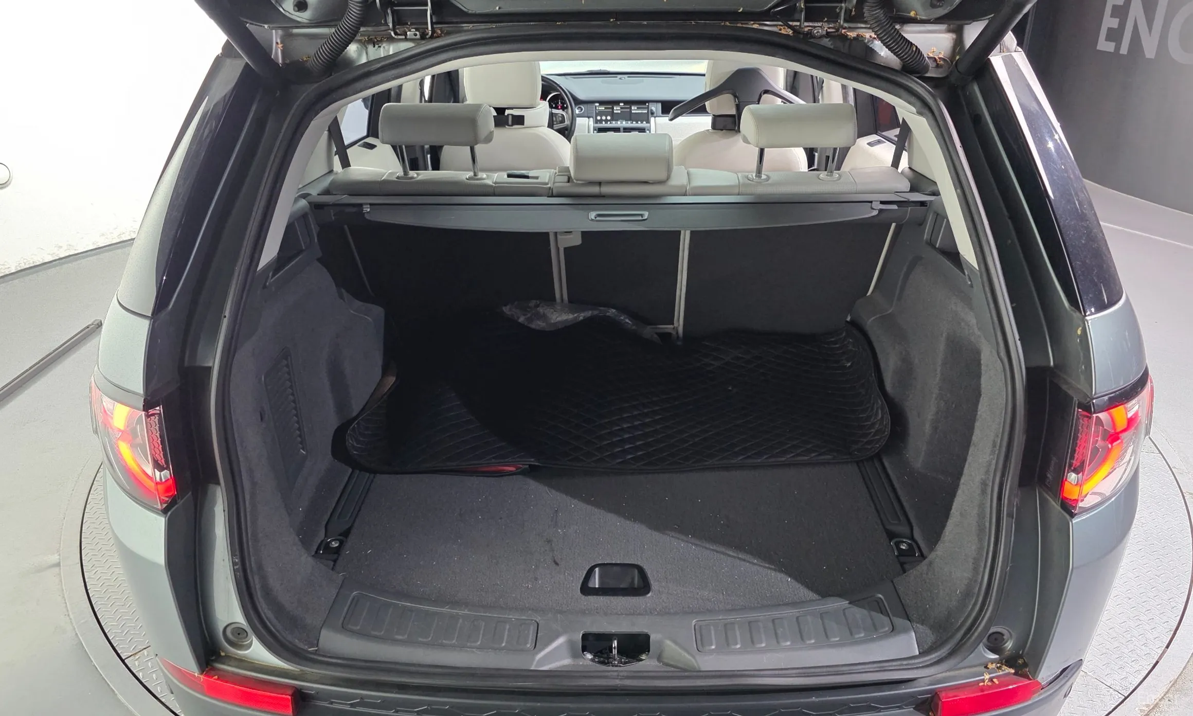 Land Rover Discovery Sports превью 20
