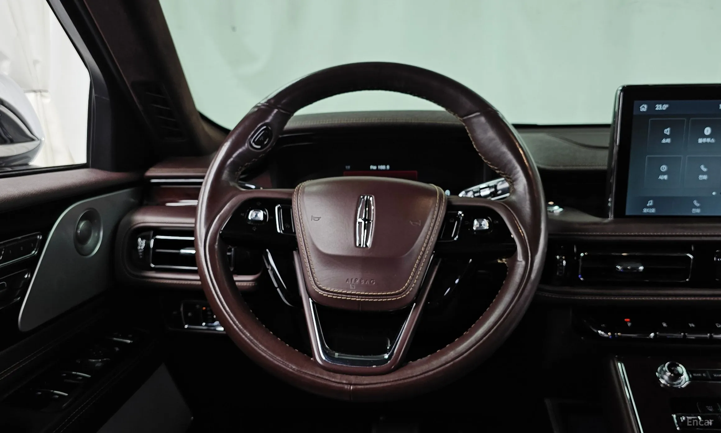 Lincoln Aviator 2nd Generation превью 13