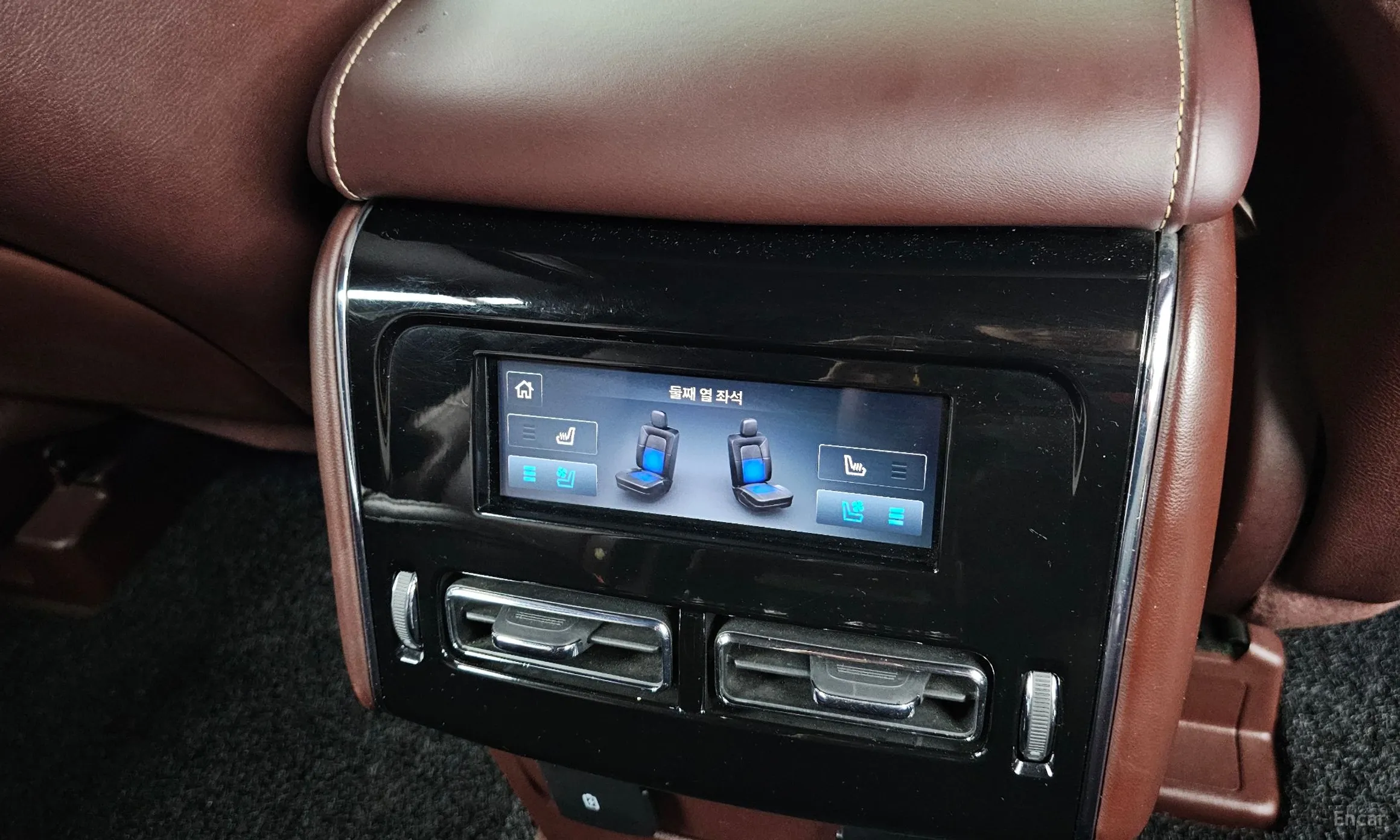 Lincoln Aviator 2nd Generation превью 19