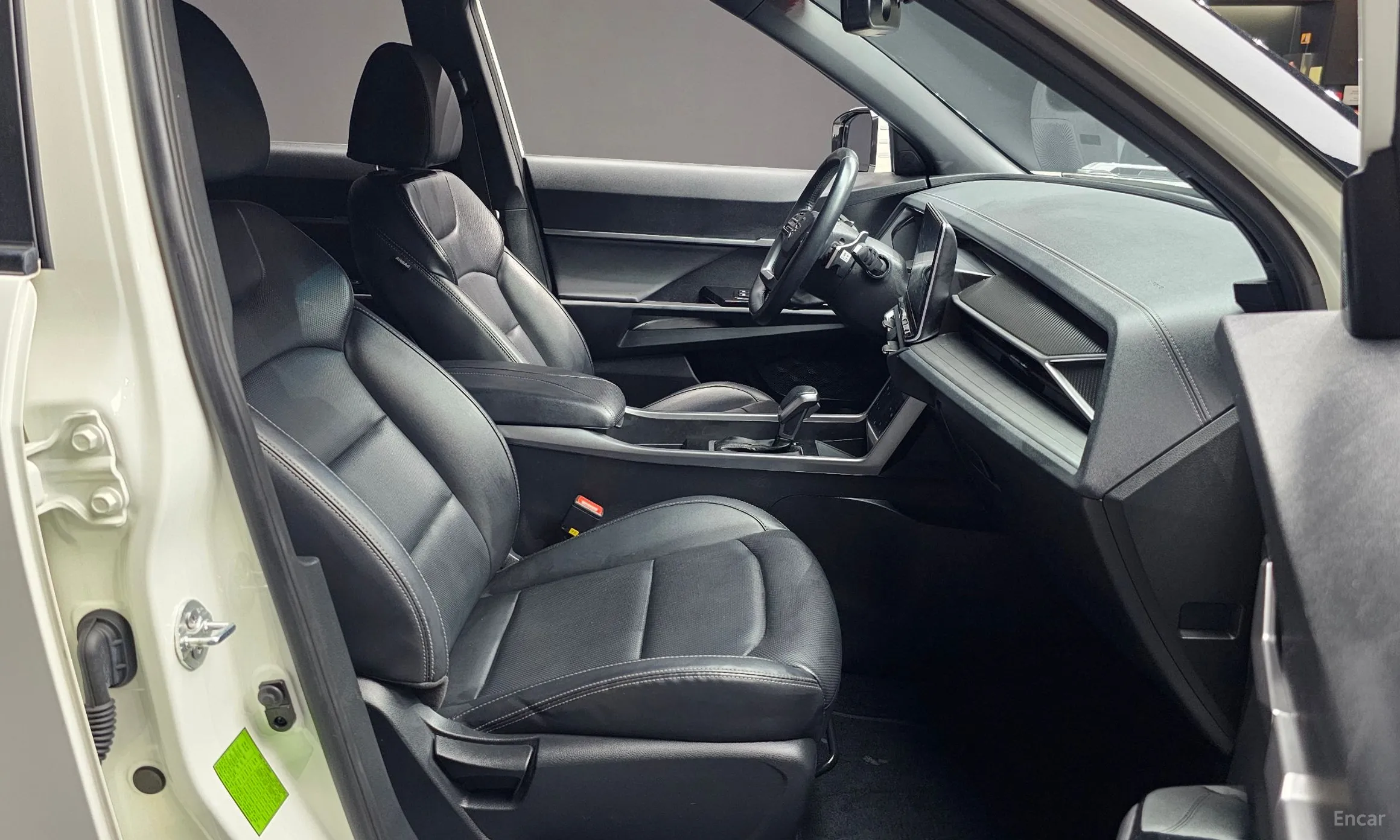 KG Mobility (SsangYong) Torres превью 11