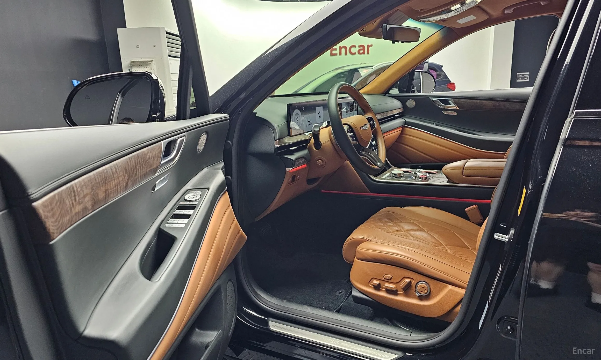 Genesis GV80 превью 10
