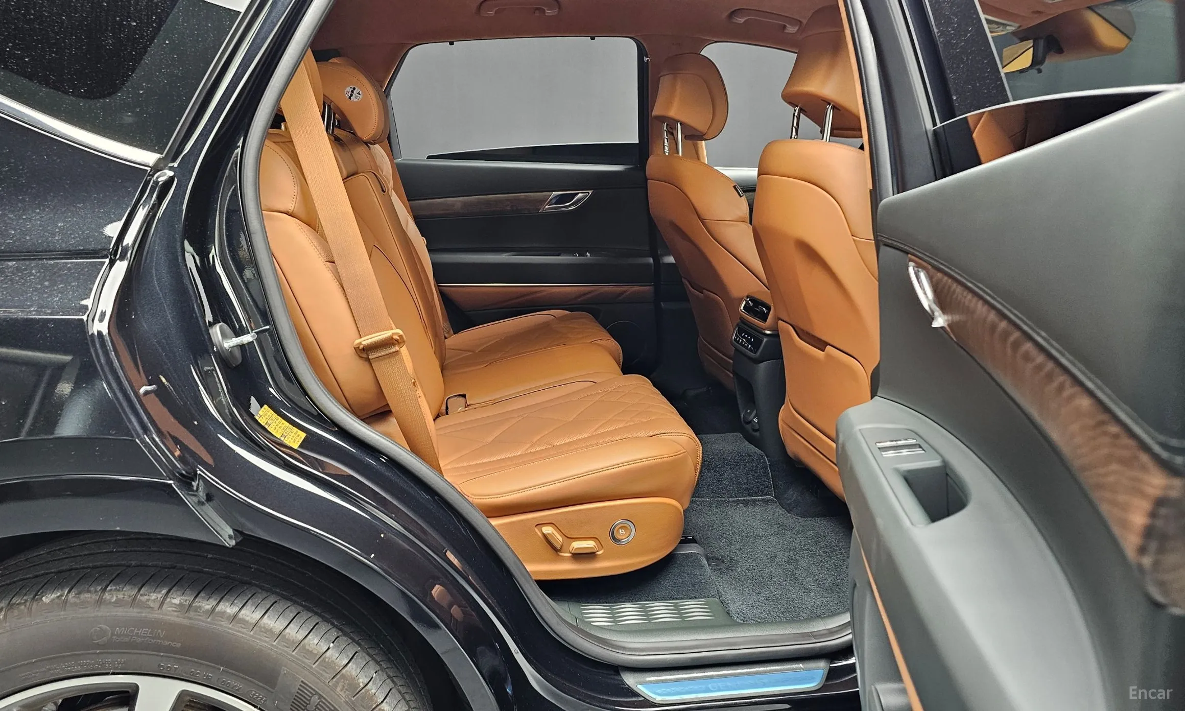 Genesis GV80 превью 12