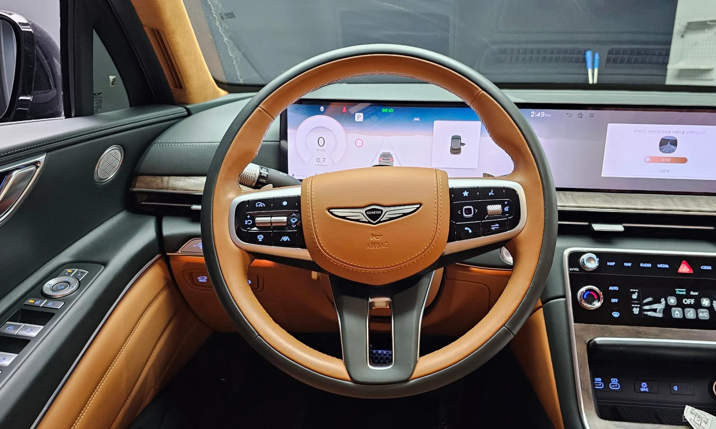 Genesis GV80 превью 13